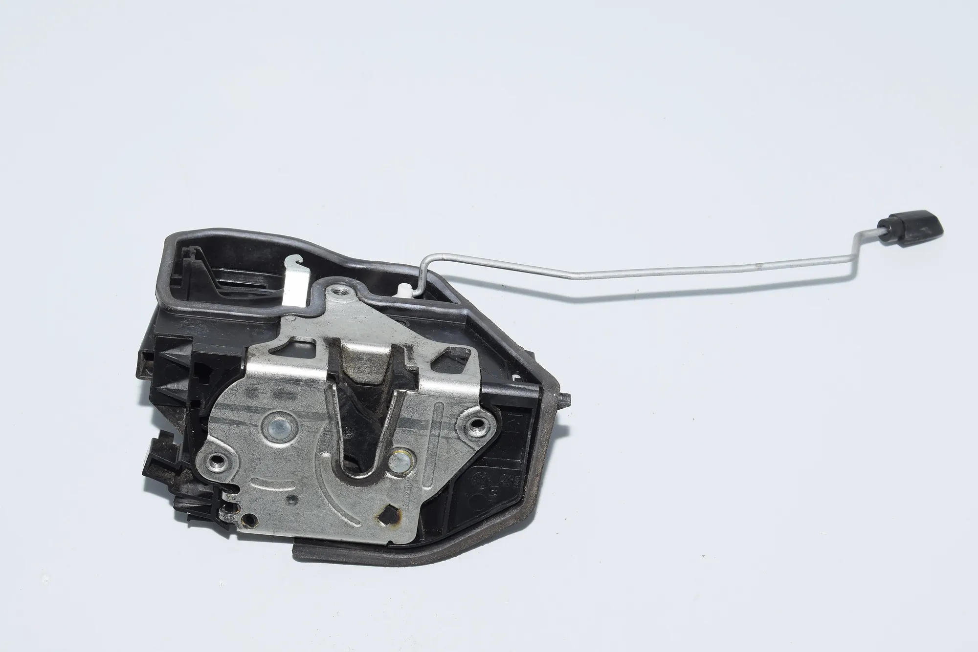 Front Right Door Lock – OEM 7167066 · BMW X3 (E83) 2.0 d 2005 – 2