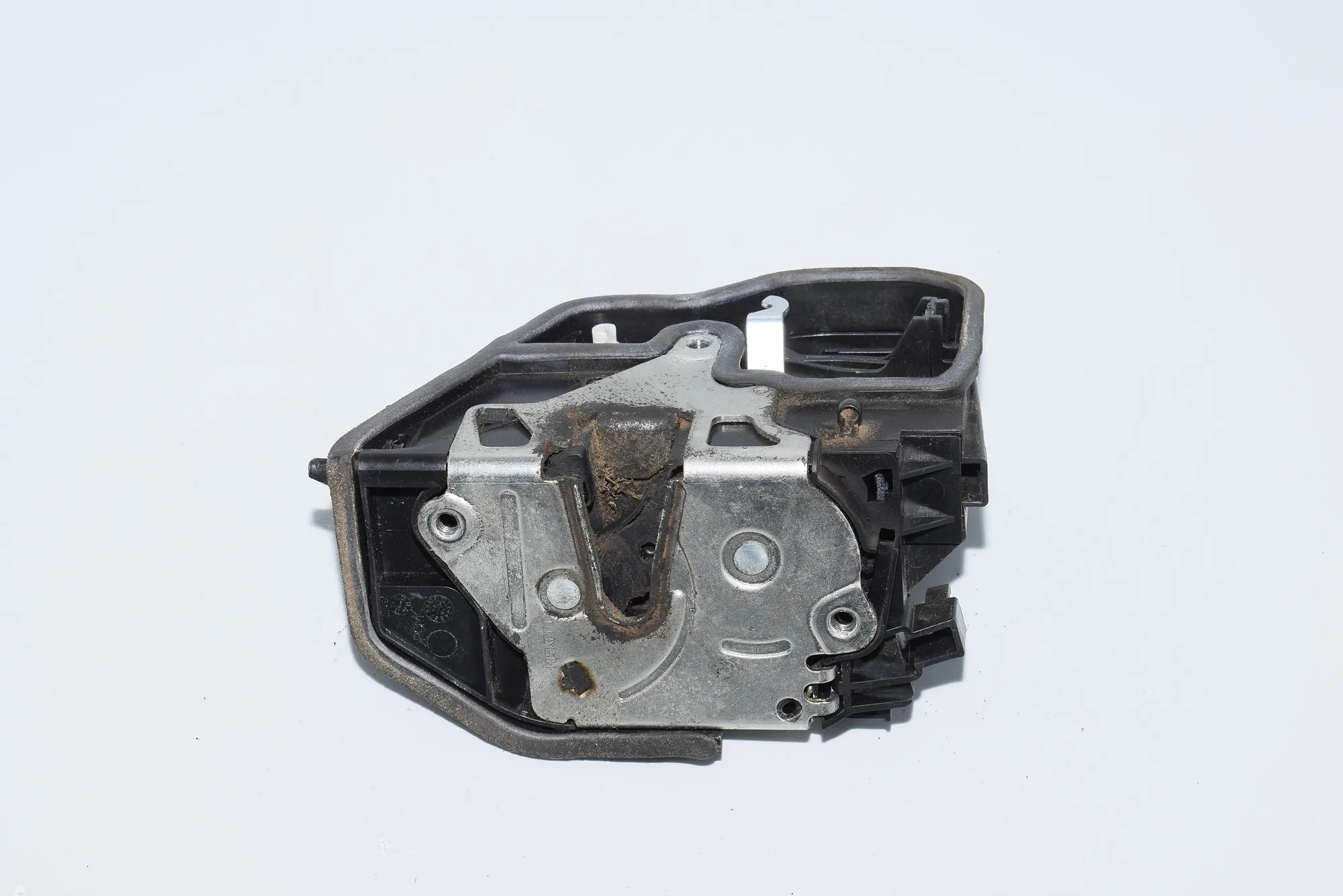 Rear Left Door Lock – OEM 7167069 · BMW X3 (E83) 2.0 d 2005 – 4