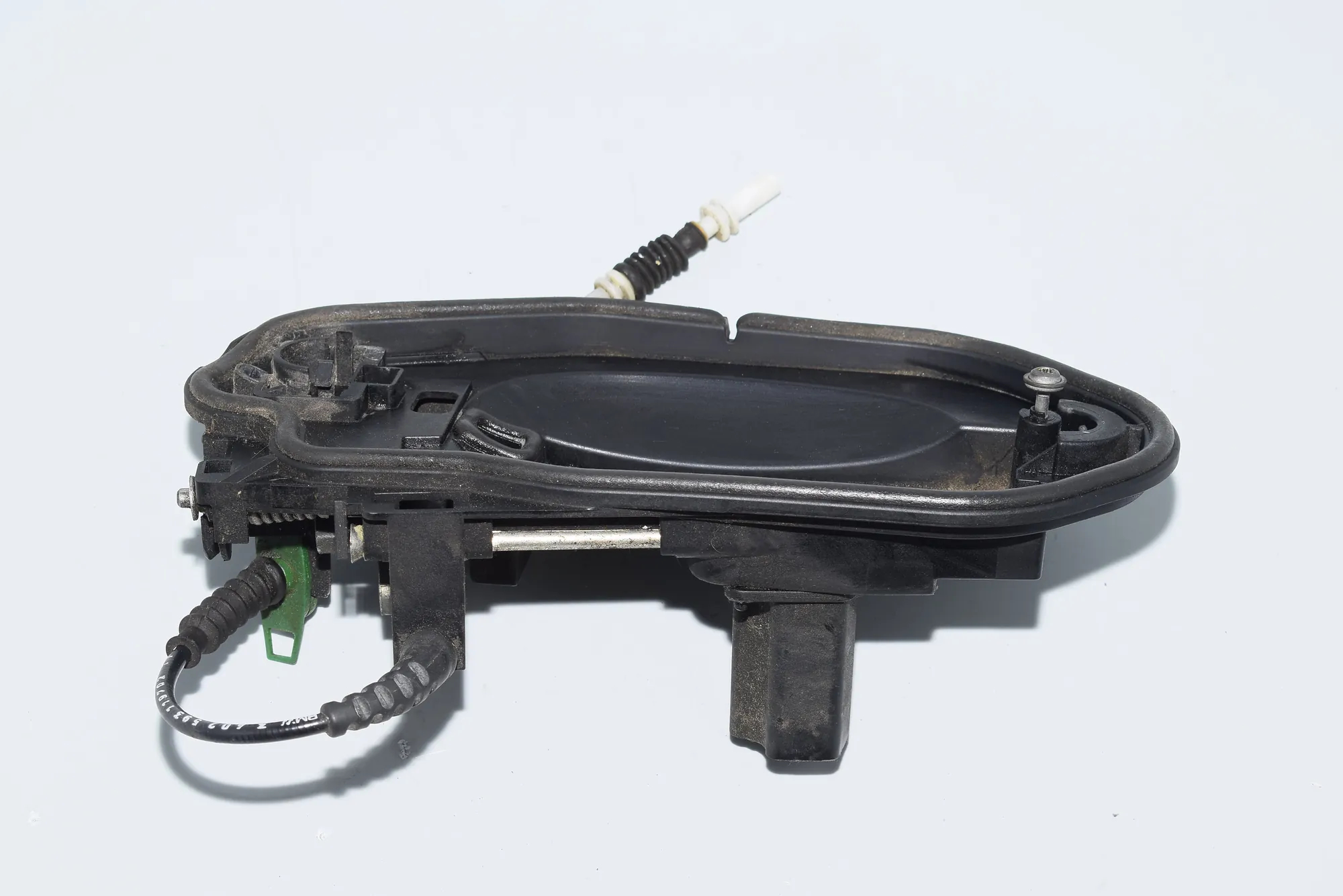 Rear Left Door Interior Handle Frame – OEM 3330983 · BMW X3 (E83) 2.0 d 2005 – 2
