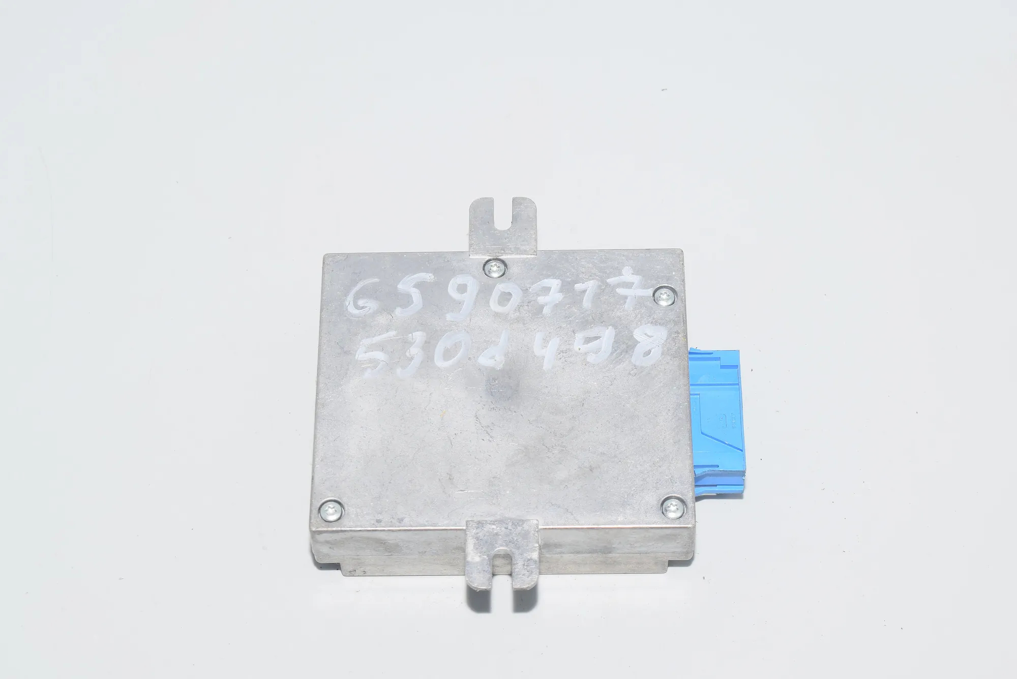 Other Control Units – OEM 6905967 · BMW 5 (E39) BMW 5 (E39) 2000 – 4