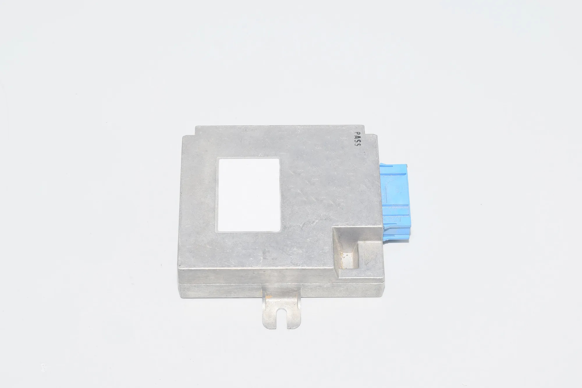 Other Control Units – OEM 6905969 · BMW X5 (E53) BMW X5 (E53) 3.0 d 2000 – 2
