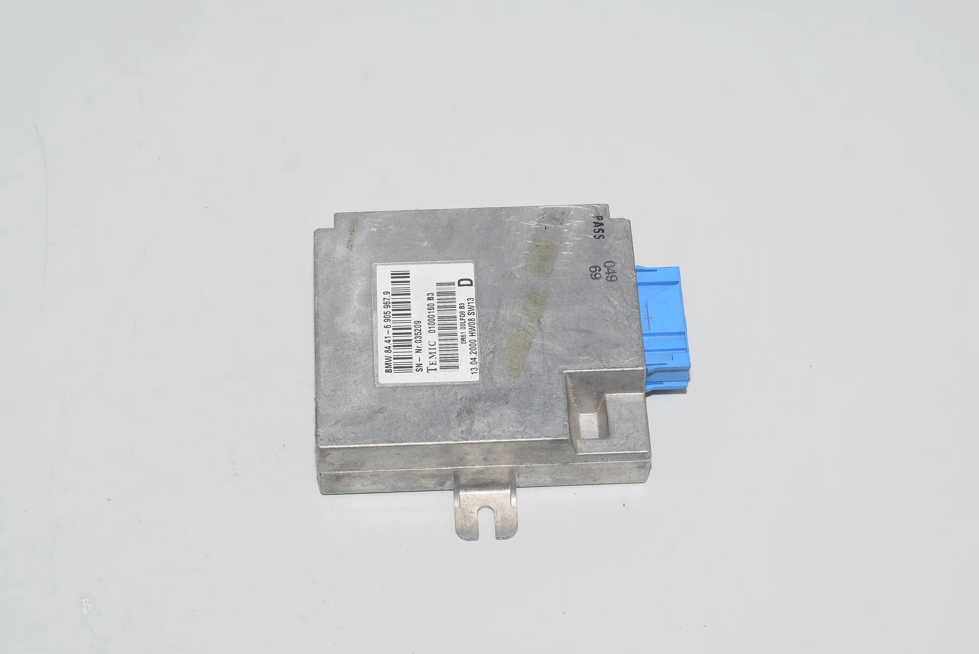Other Control Units – OEM 6905967 · BMW X5 (E53) BMW X5 (E53) 2000