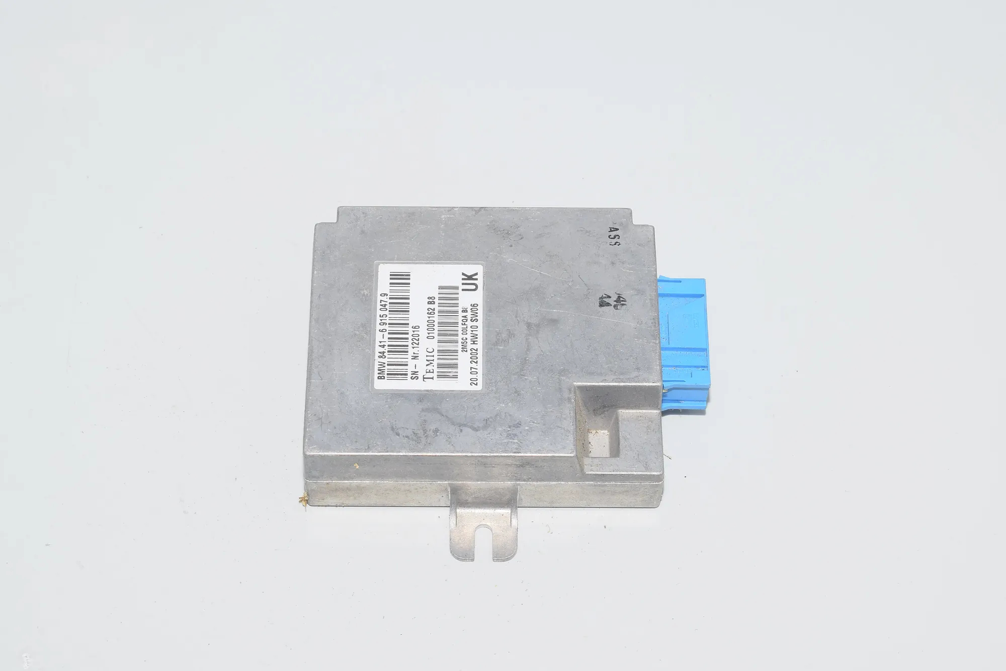 Other Control Units – OEM 6915047 · BMW X5 (E53) BMW X5 (E53) 2000