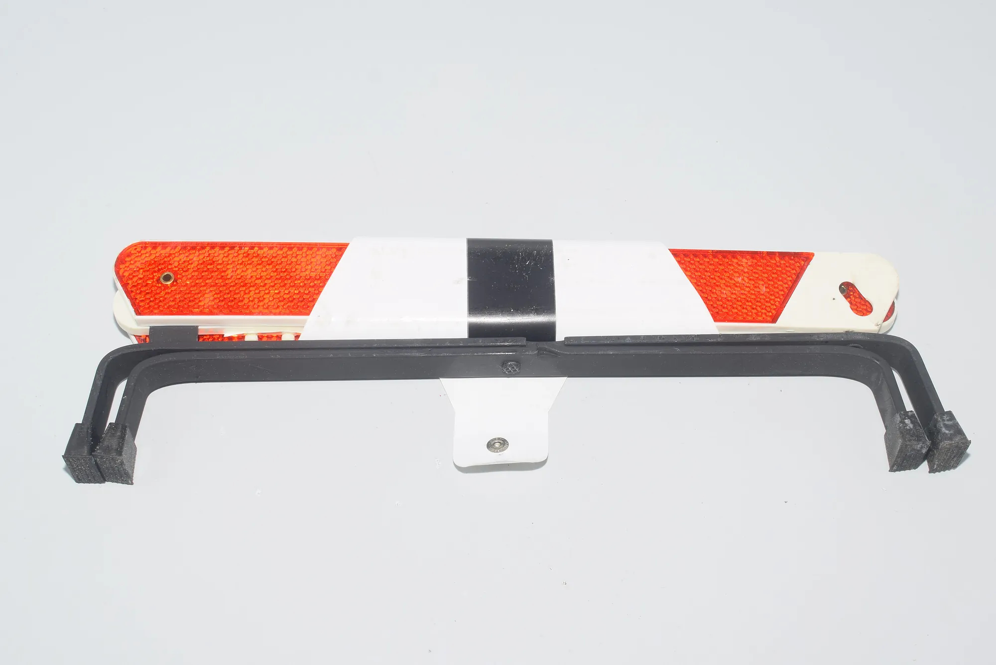 Warning Triangle – OEM NA · BMW X5 (E53) BMW X5 (E53) 2000
