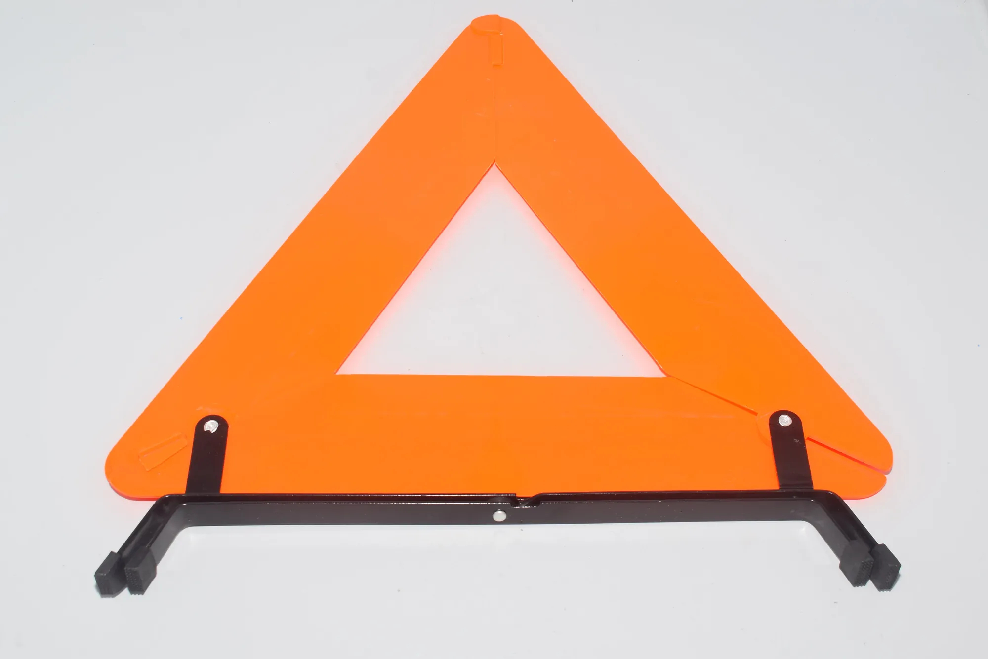 Warning Triangle – OEM NA · BMW X5 (E53) BMW X5 (E53) 2000 – 4