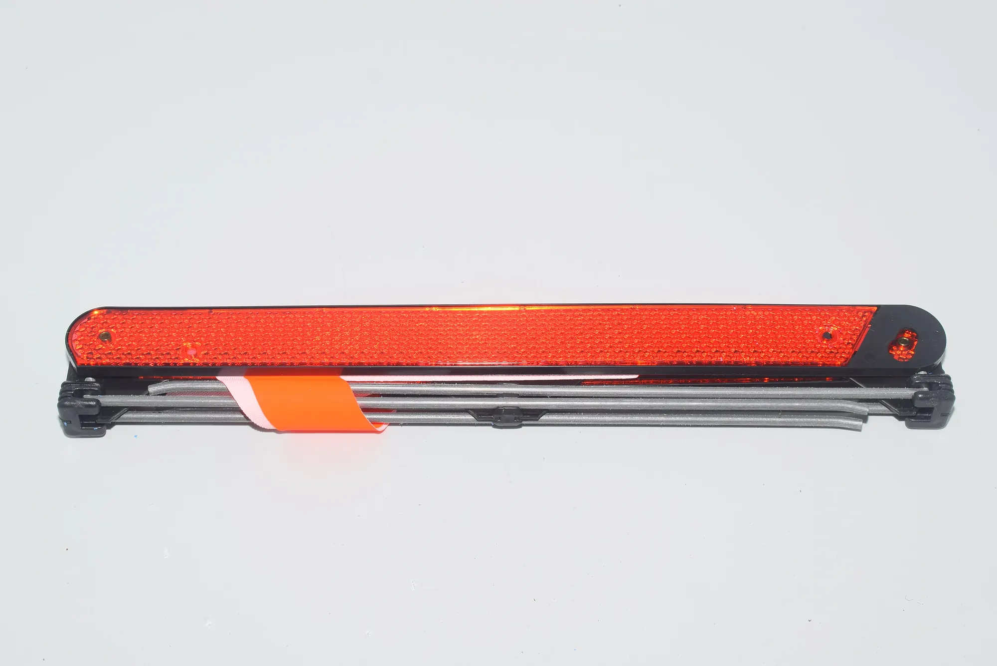 Warning Triangle – OEM 1095457 · BMW X5 (E53) BMW X5 (E53) 2000 – 2