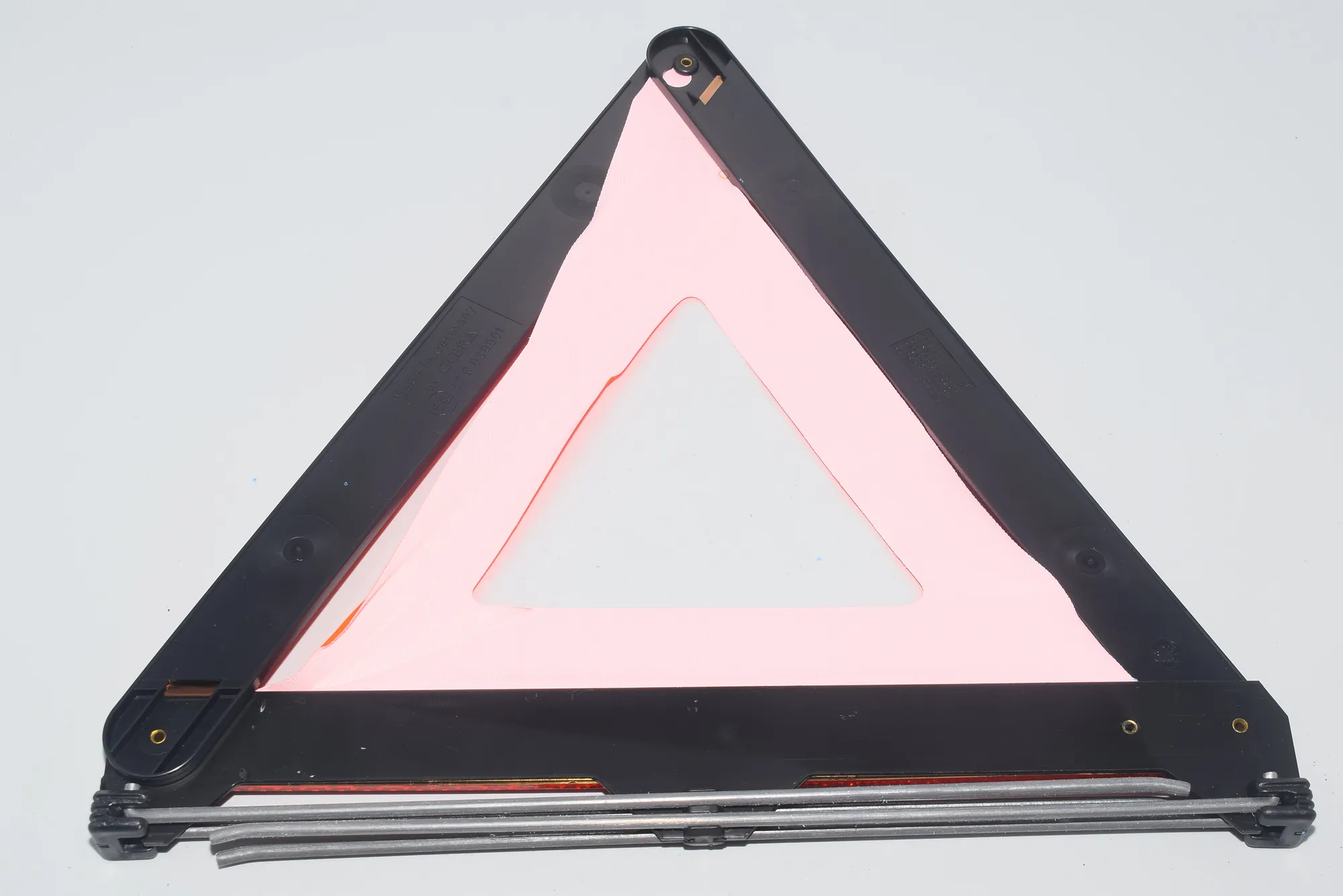 Warning Triangle – OEM 1095457 · BMW X5 (E53) BMW X5 (E53) 2000 – 4