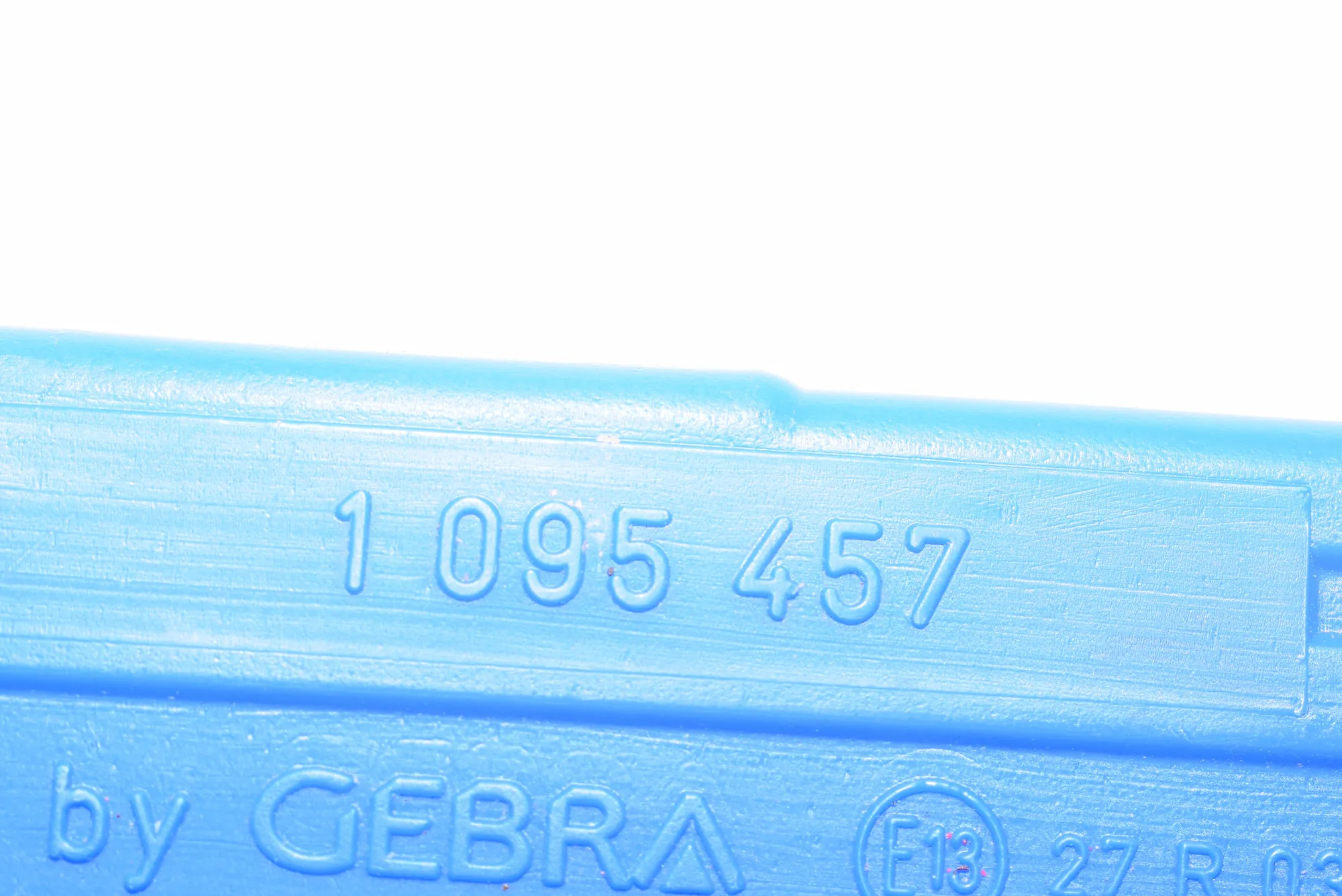 Warning Triangle – OEM 1095457 · BMW 5 (E39) BMW 5 (E39) 2000 – 5
