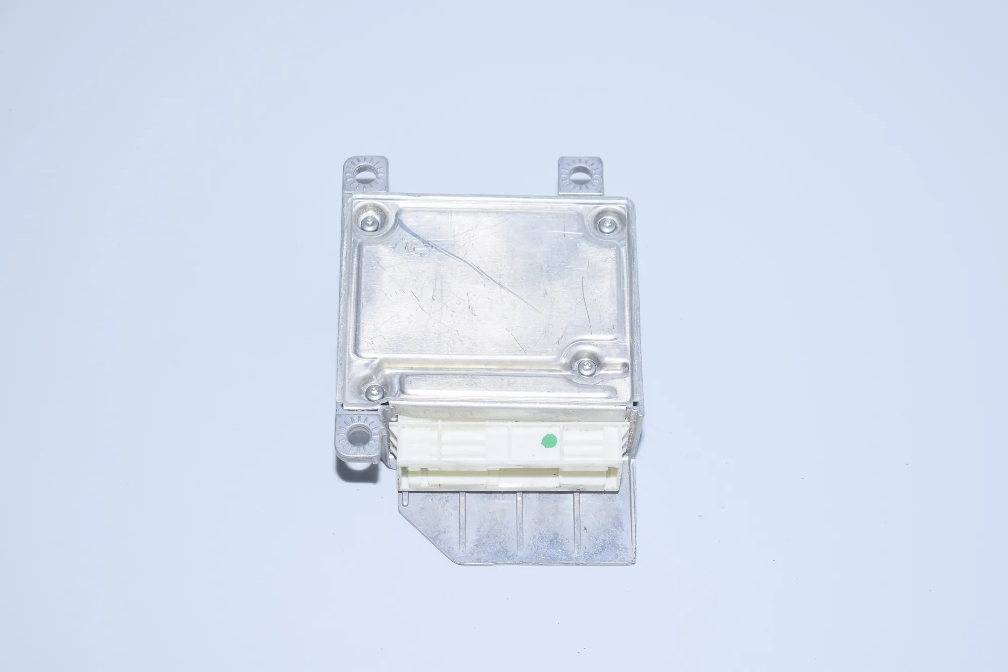 SRS Control Unit – OEM 8372521 · BMW 5 (E39) BMW 5 (E39) 2000