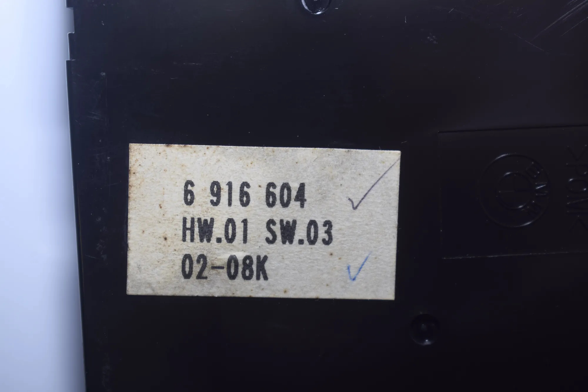 Front Left Door Window Switch – OEM 6916604 · BMW X5 (E53) 3.0 i 2002 – 4