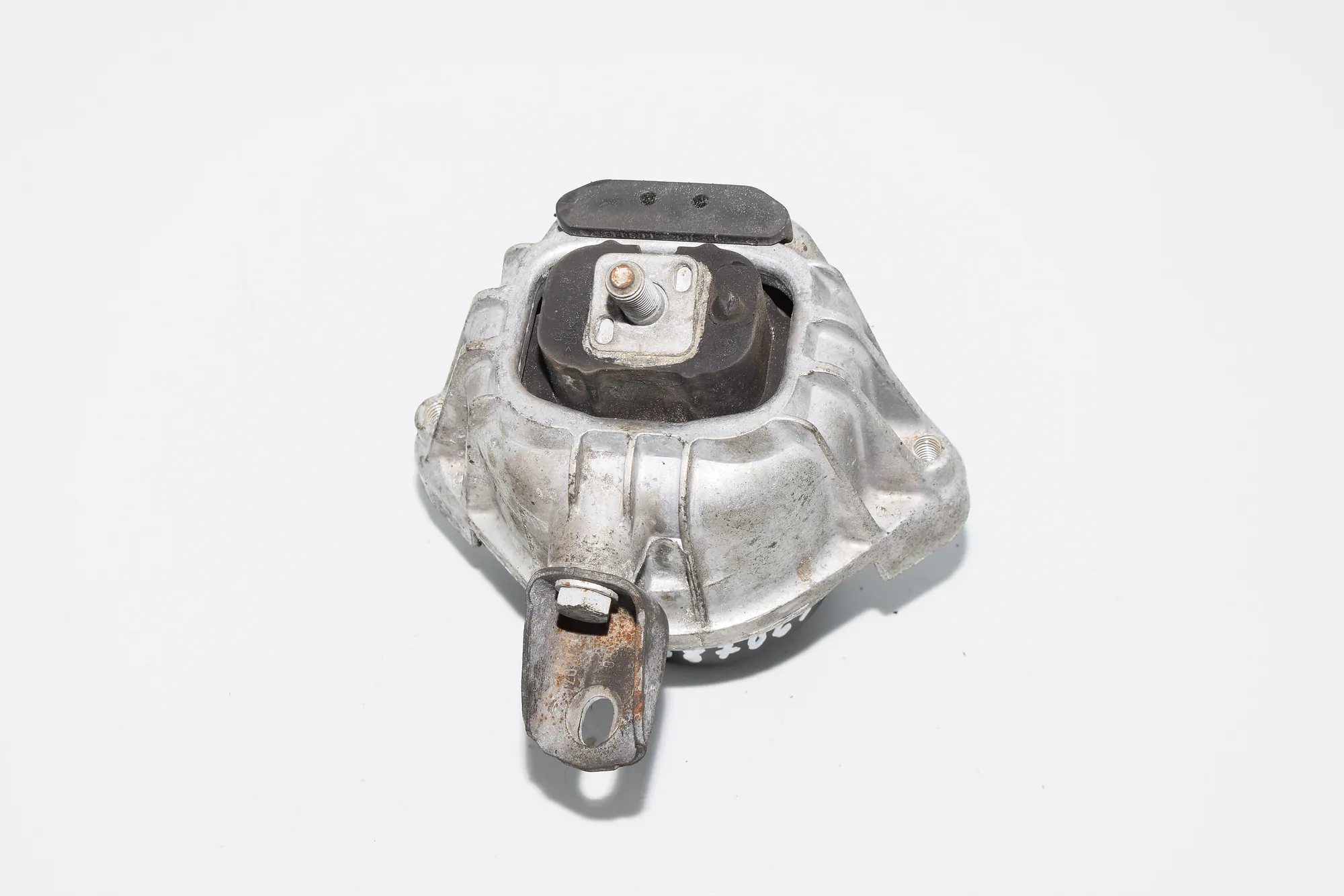 Right Side Engine Mount – OEM 139811 · BMW 3 Coupe (E92) 330 d 2008 – 2