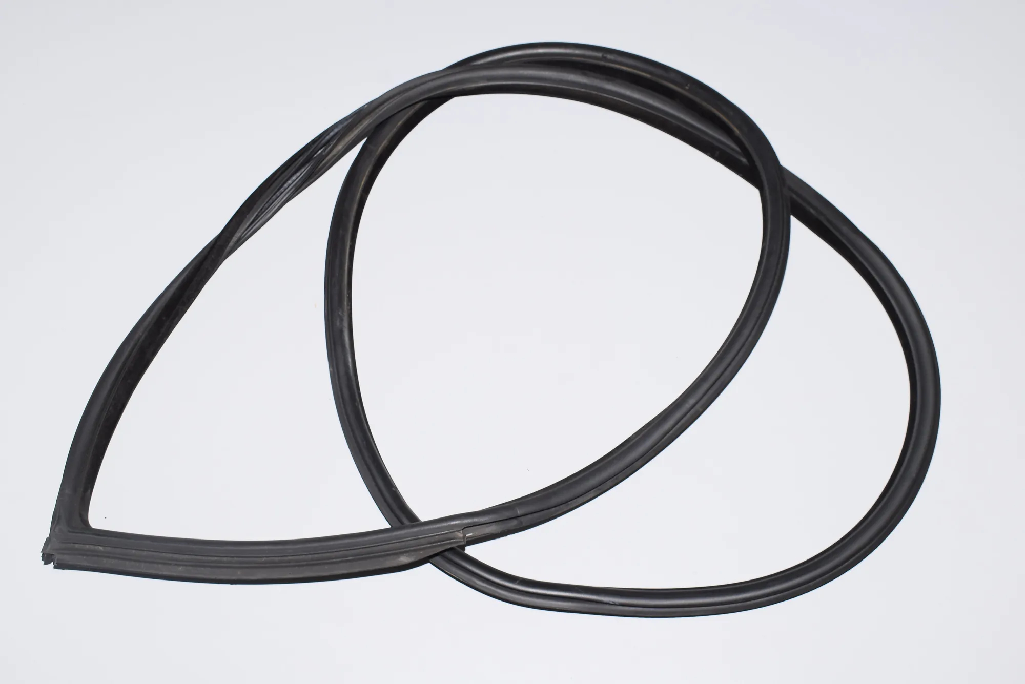 Front Right Door Seal Rubber – OEM 7119091 · BMW 3 Coupe (E92) 330 d 2008 – 4