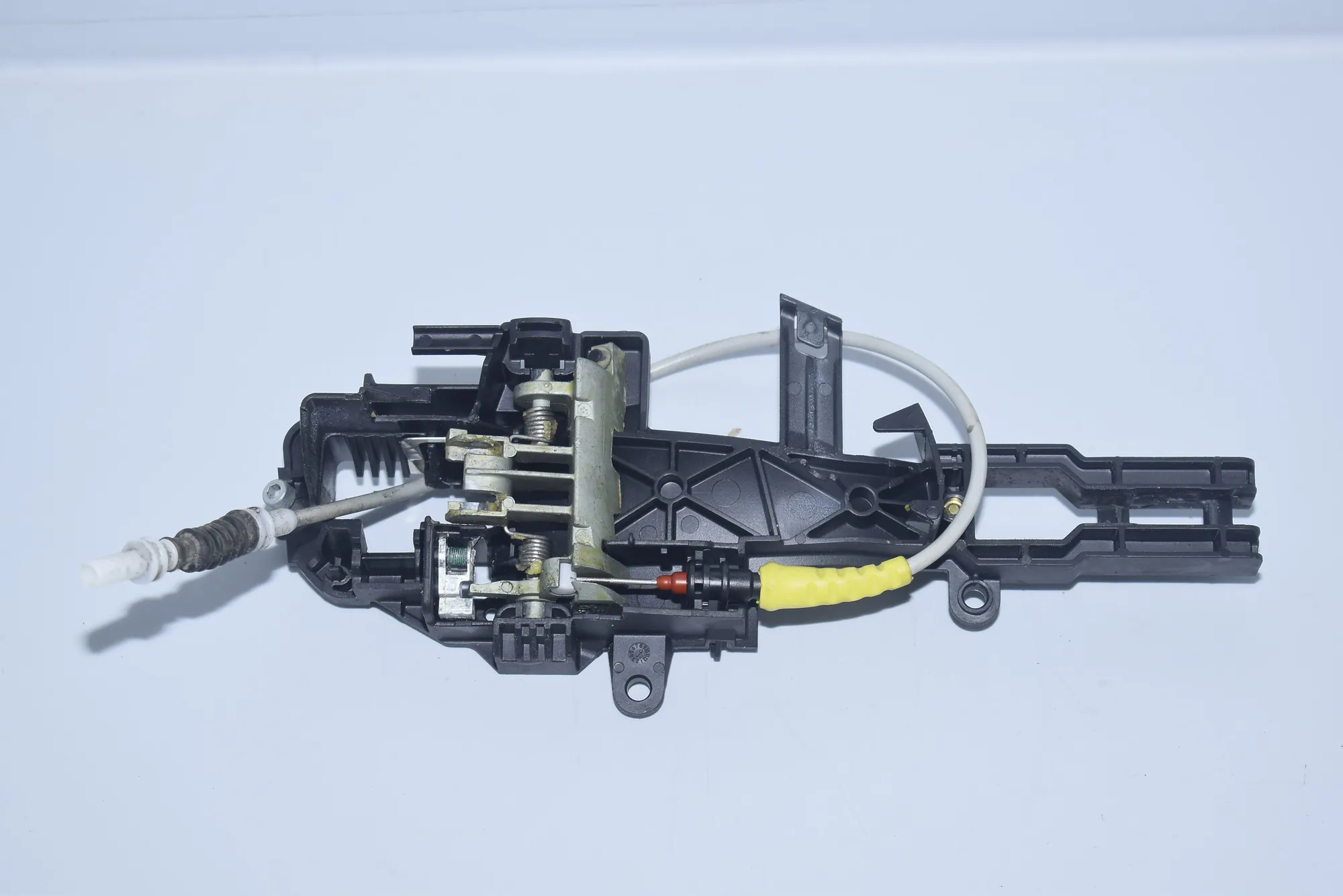 Front Left Door Interior Handle Frame – OEM 7059677 · BMW 1 (E87) 116 d 2010