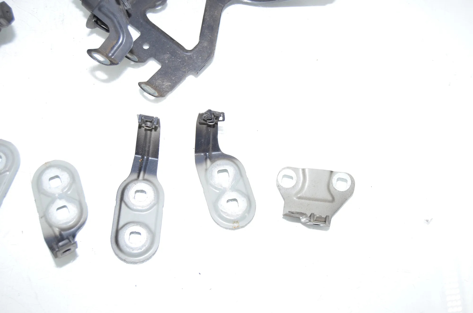 Bracket – OEM 7207209 · BMW 5 Touring (F11) 530 d xDrive 2011 – 3