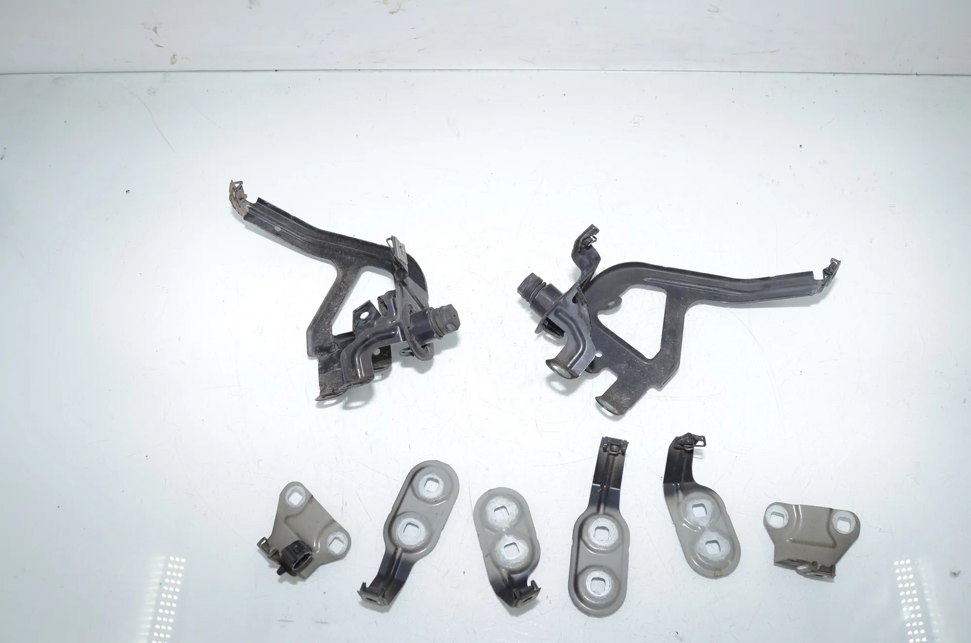 Bracket – OEM 7207209 · BMW 5 Touring (F11) 530 d xDrive 2011 – 4