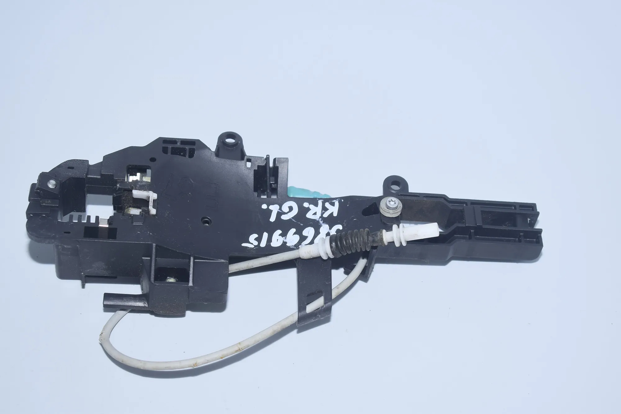 Rear Left Door Interior Handle Frame – OEM 7069759 · BMW 1 (E87) 116 d 2010 – 5