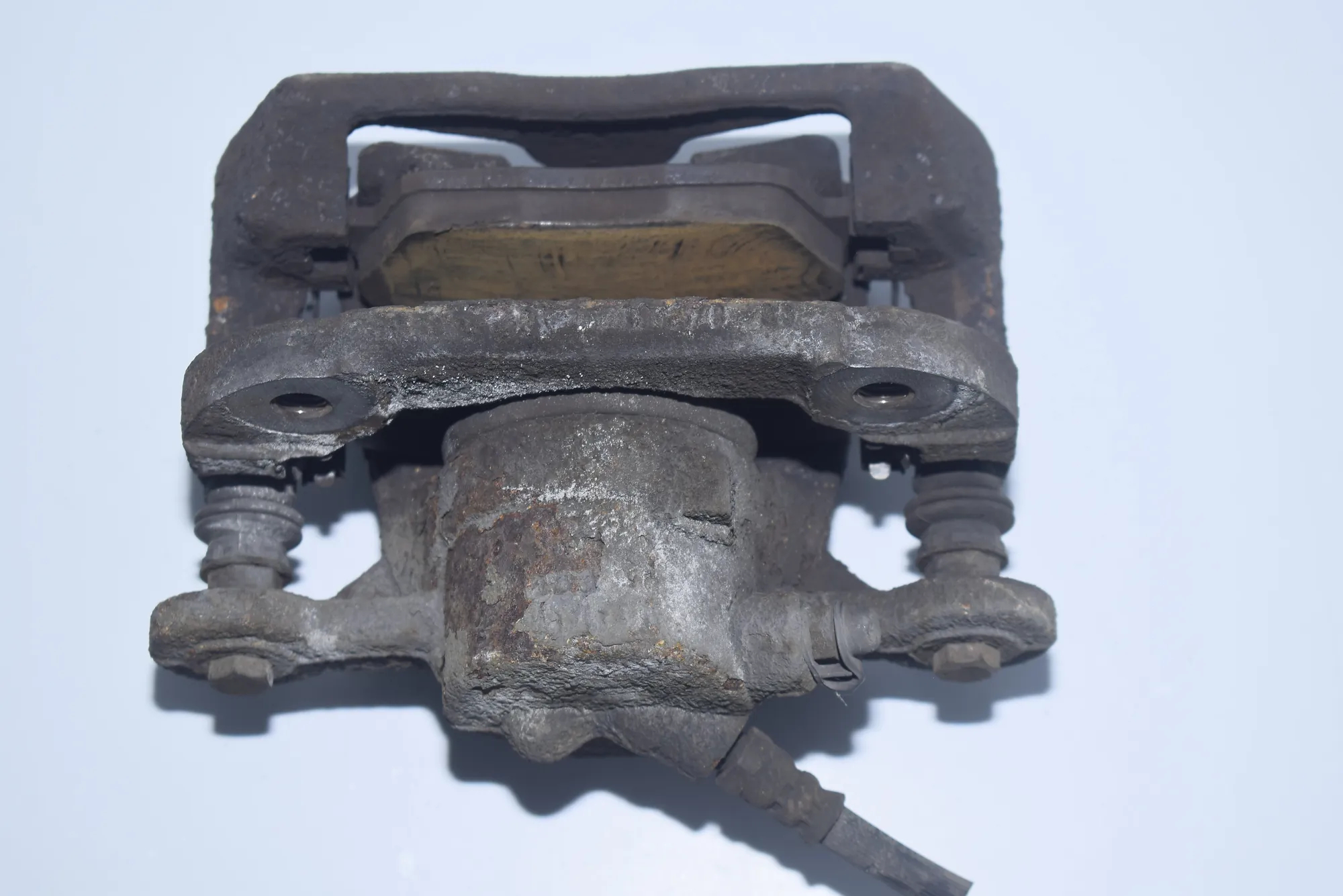 Front Right Brake Caliper – OEM NA · BMW 1 (E87) 116 d 2010 – 2