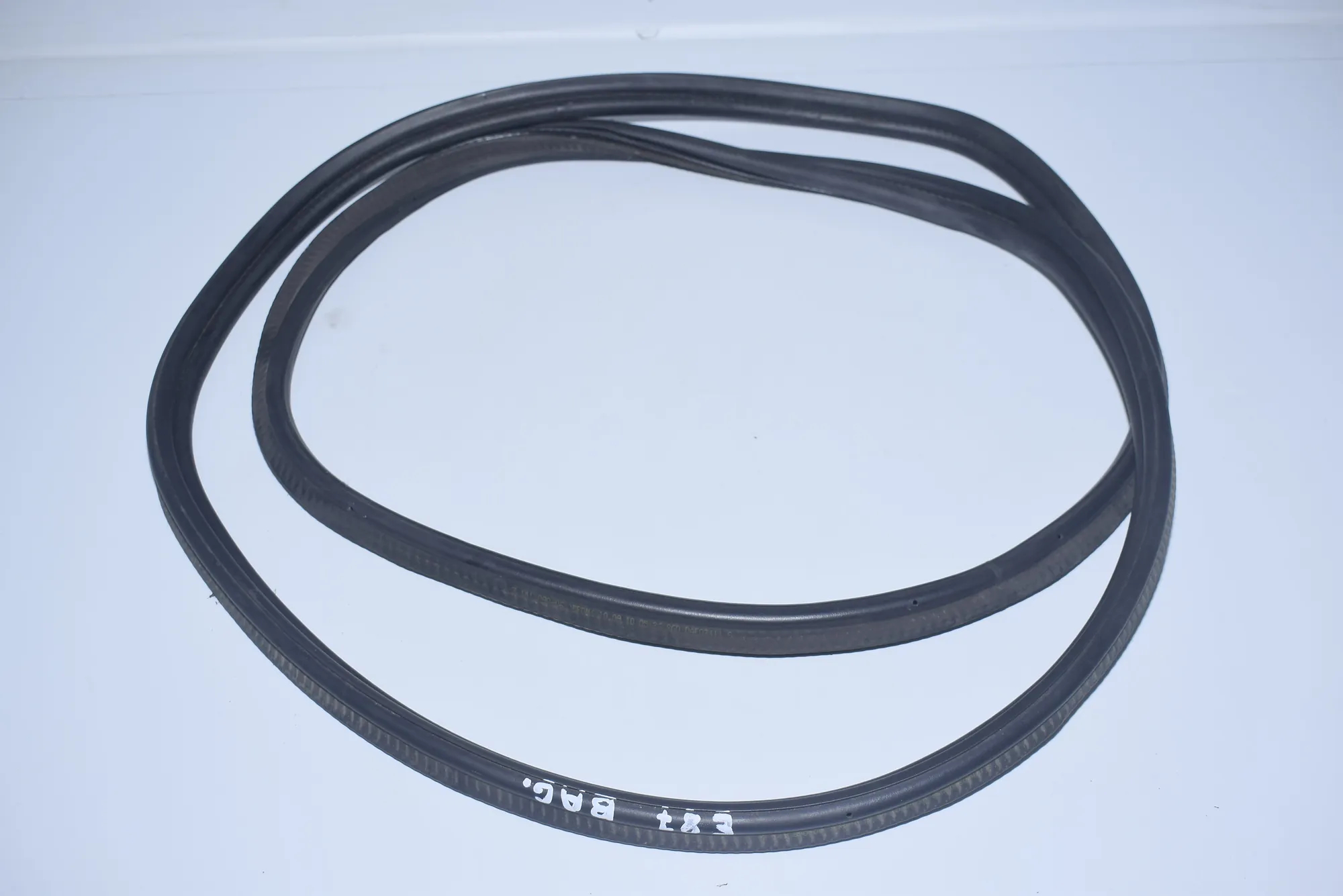 Tailgate Rubber Seal – OEM 7141890 · BMW 1 (E87) 116 d 2010 – 2