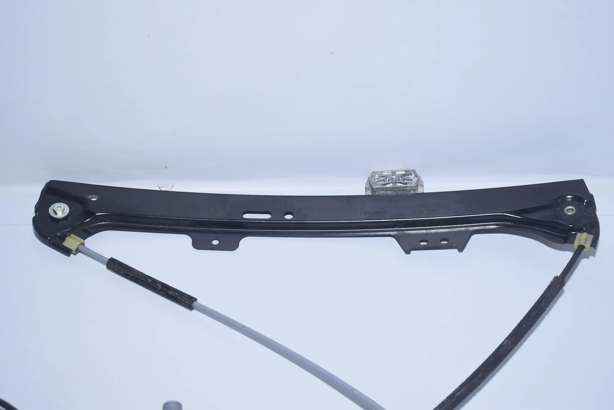 Front Left Door Window Regulator – OEM 6981141 · BMW 5 (E60) 523 i 2006 – 2