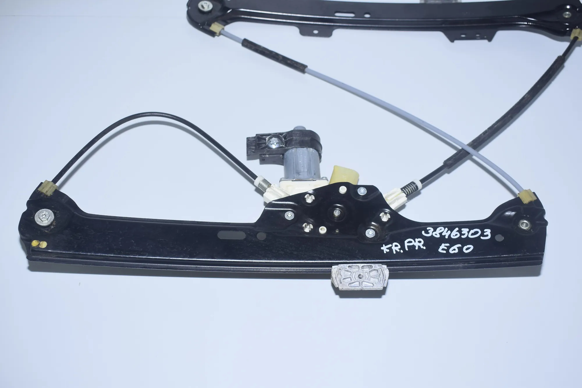 Front Left Door Window Regulator – OEM 6981141 · BMW 5 (E60) 523 i 2006