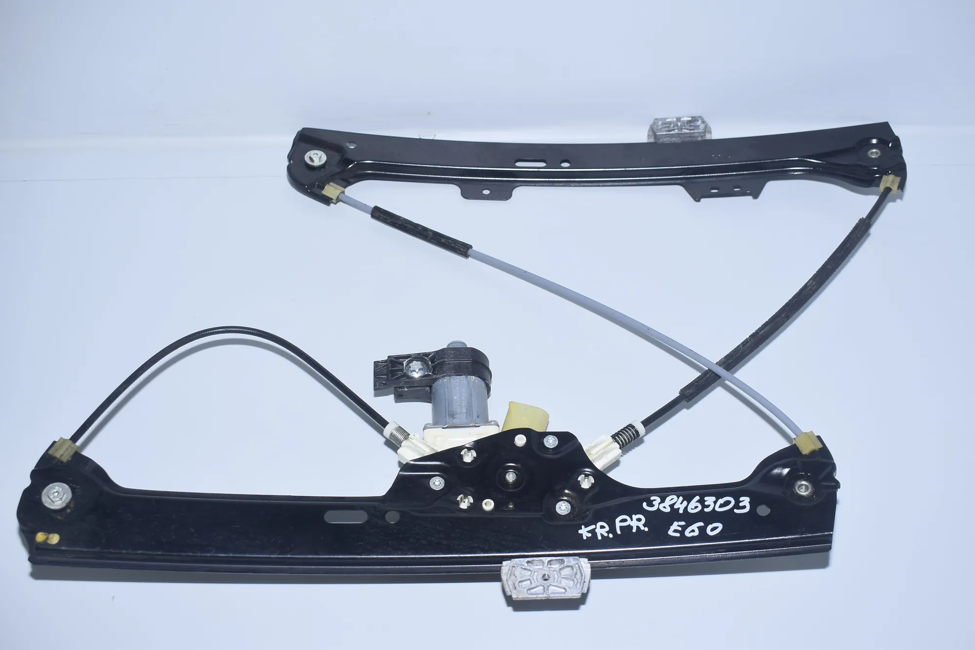 Front Left Door Window Regulator – OEM 6981141 · BMW 5 (E60) 523 i 2006 – 7
