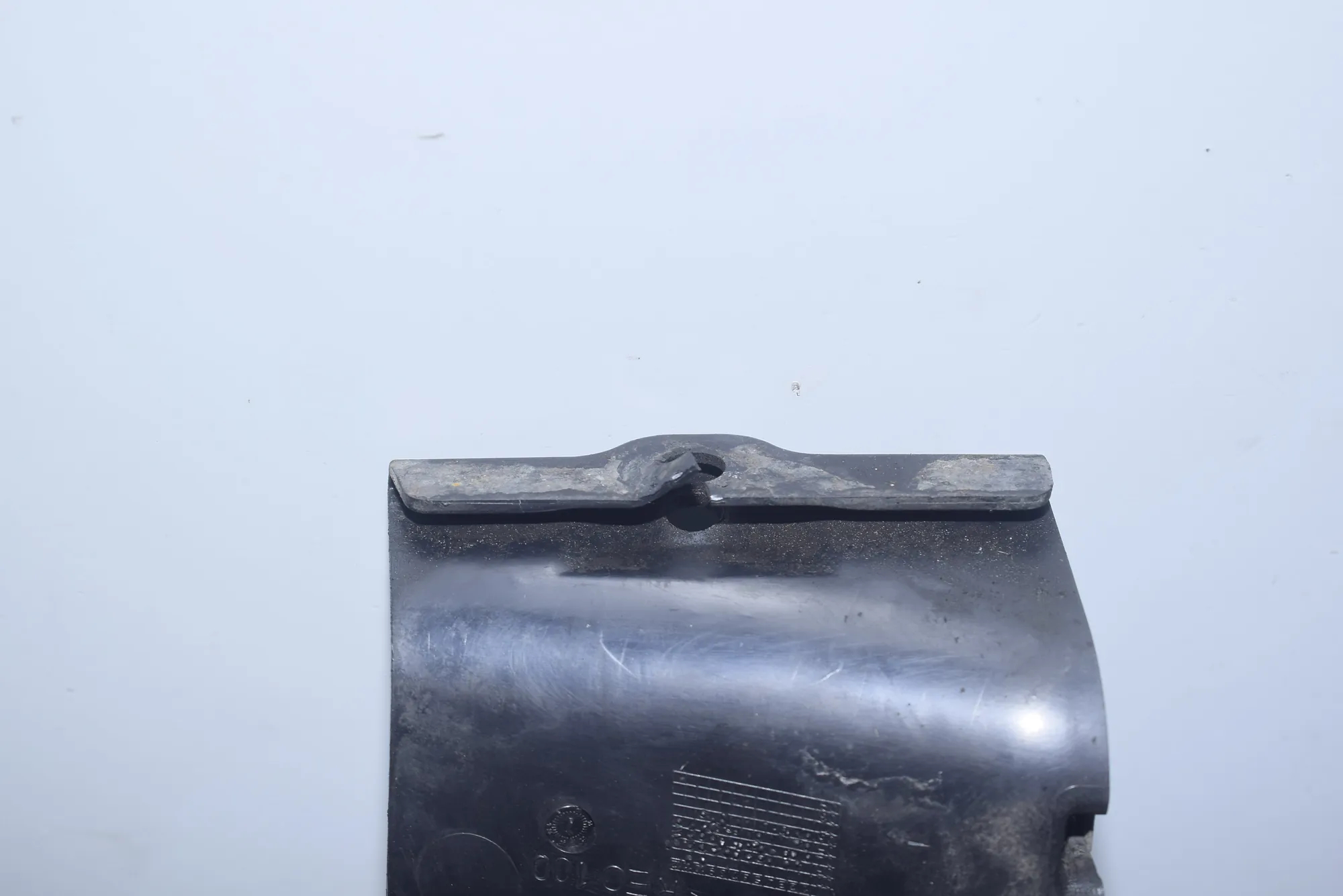 Rear Left Bumper Bracket – OEM 7033715 · BMW 5 (E60) 523 i 2006 – 5
