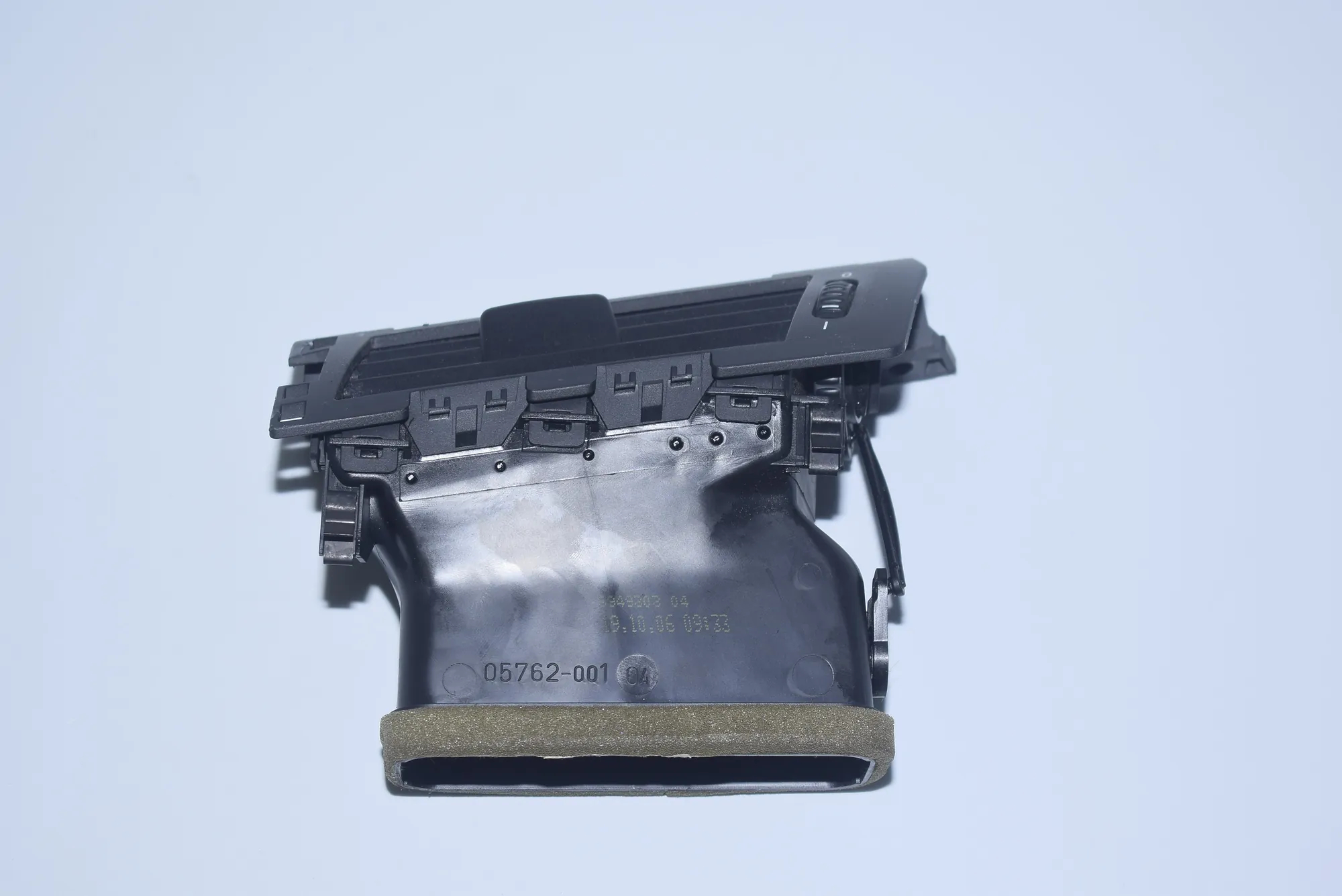 Dashboard Air Vents – OEM 6949303 · BMW 5 (E60) 523 i 2006 – 3