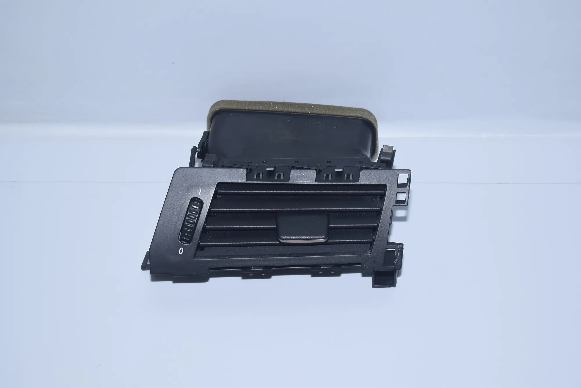 Dashboard Air Vents – OEM 6949303 · BMW 5 (E60) 523 i 2006