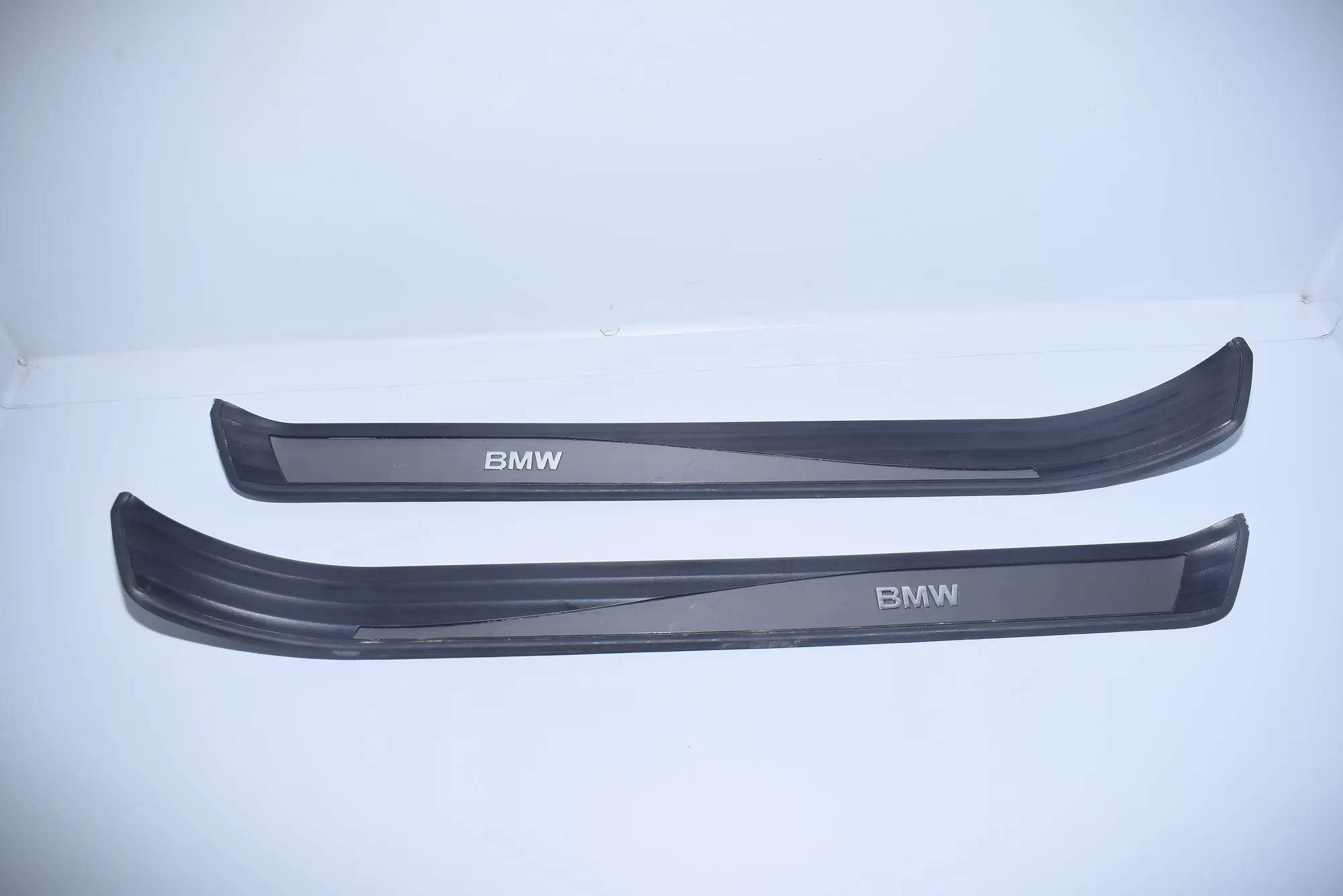 Door Sill Trim Kit – OEM 7034304 · BMW 5 (E60) 523 i 2006