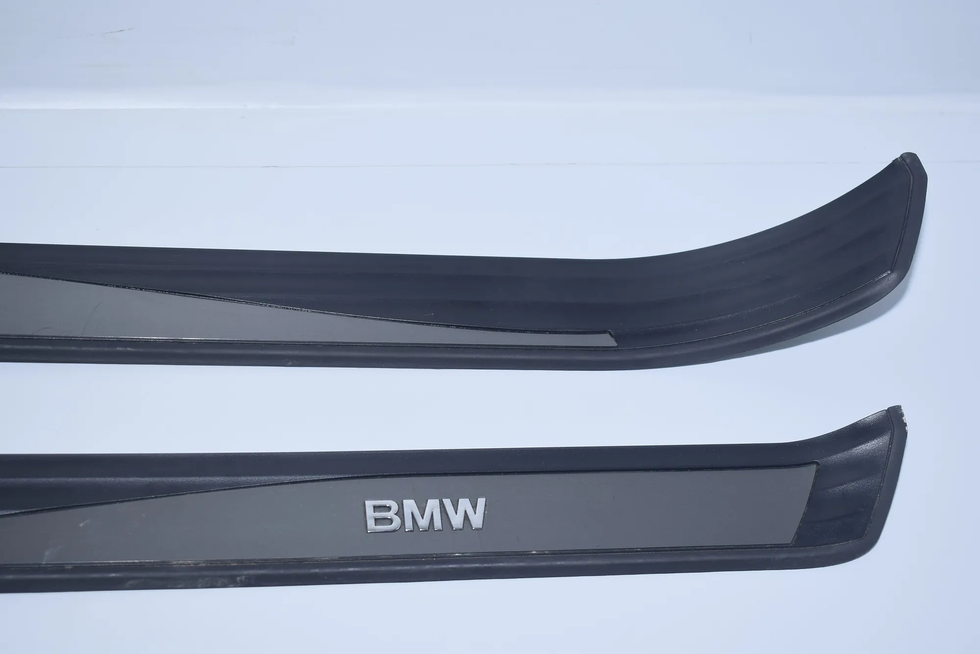Door Sill Trim Kit – OEM 7034304 · BMW 5 (E60) 523 i 2006 – 11