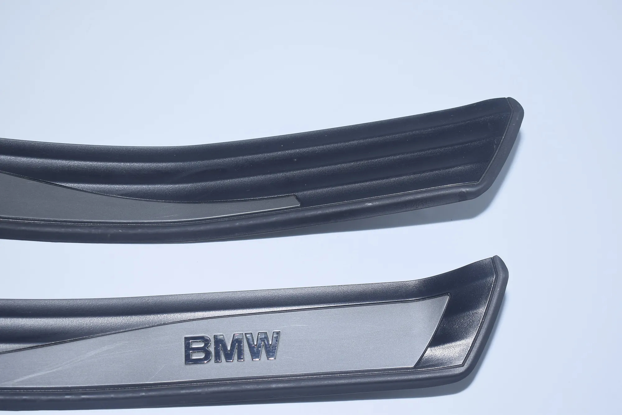 Door Sill Trim Kit – OEM 7034304 · BMW 5 (E60) 523 i 2006 – 6