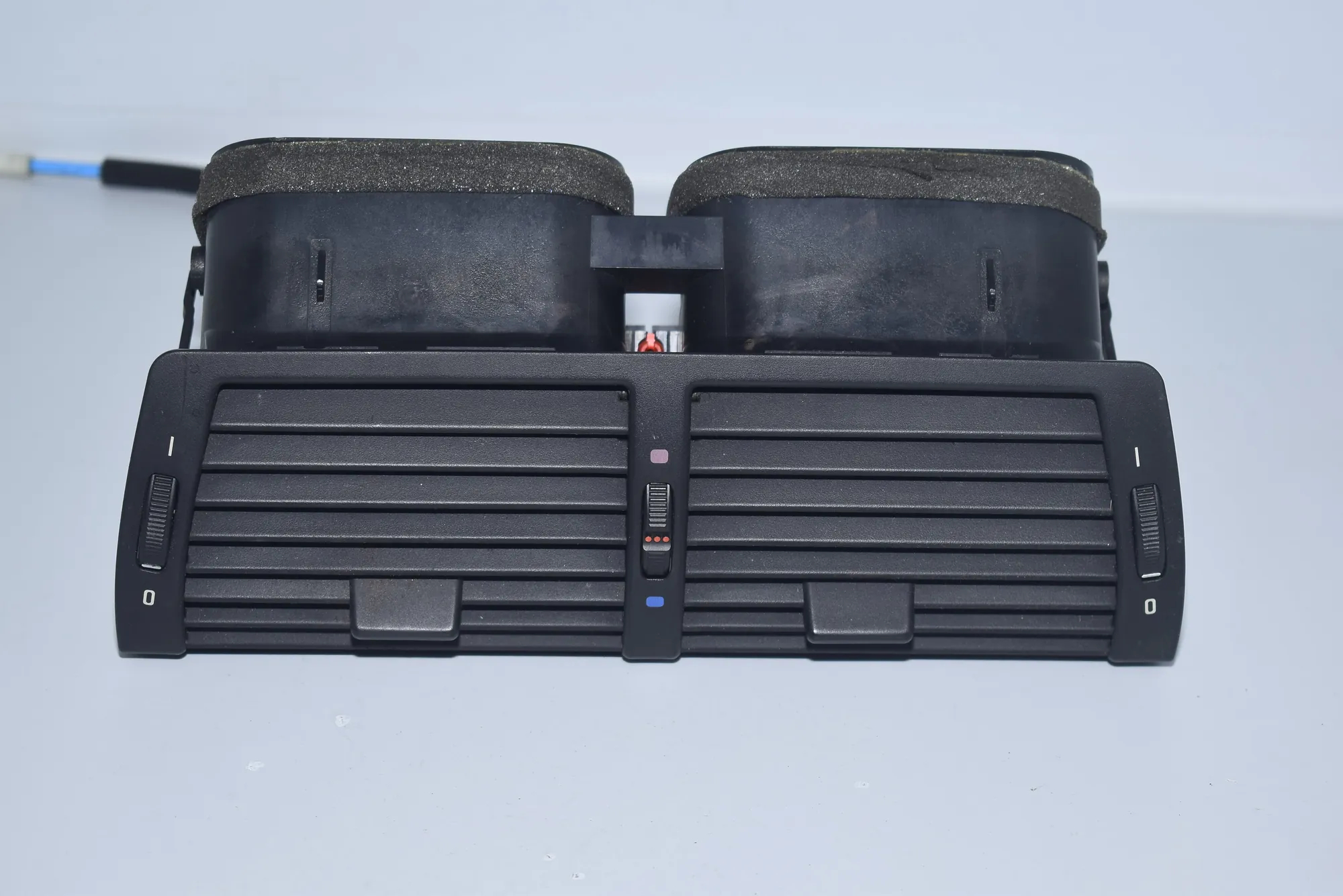Dashboard Air Vents – OEM 8402221 · BMW X5 (E53) 3.0 d 2004