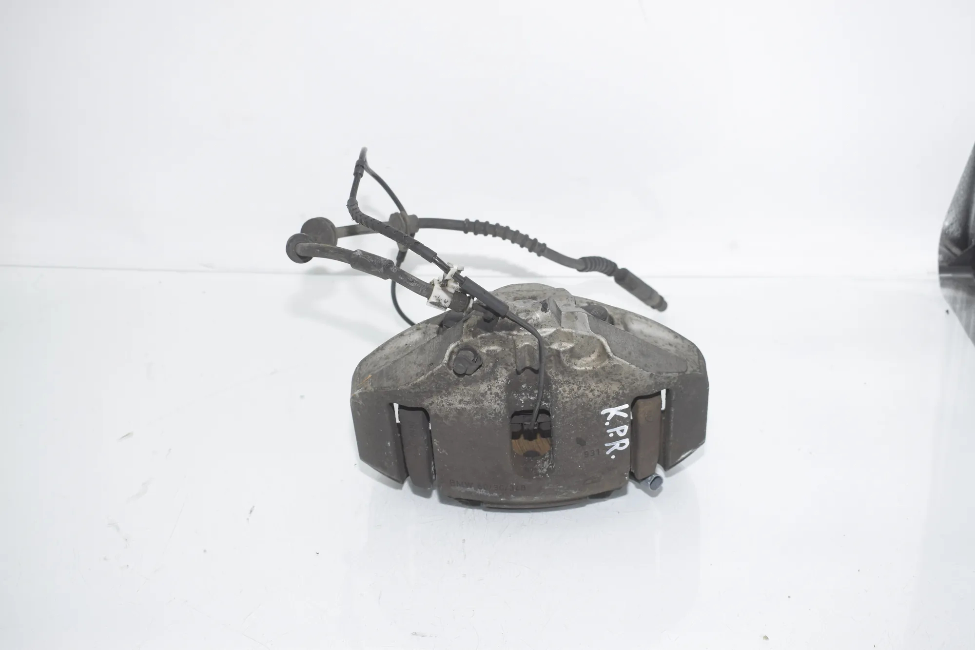 Front Left Brake Caliper – OEM 6792689 · BMW 5 Touring (F11) 530 d xDrive 2012