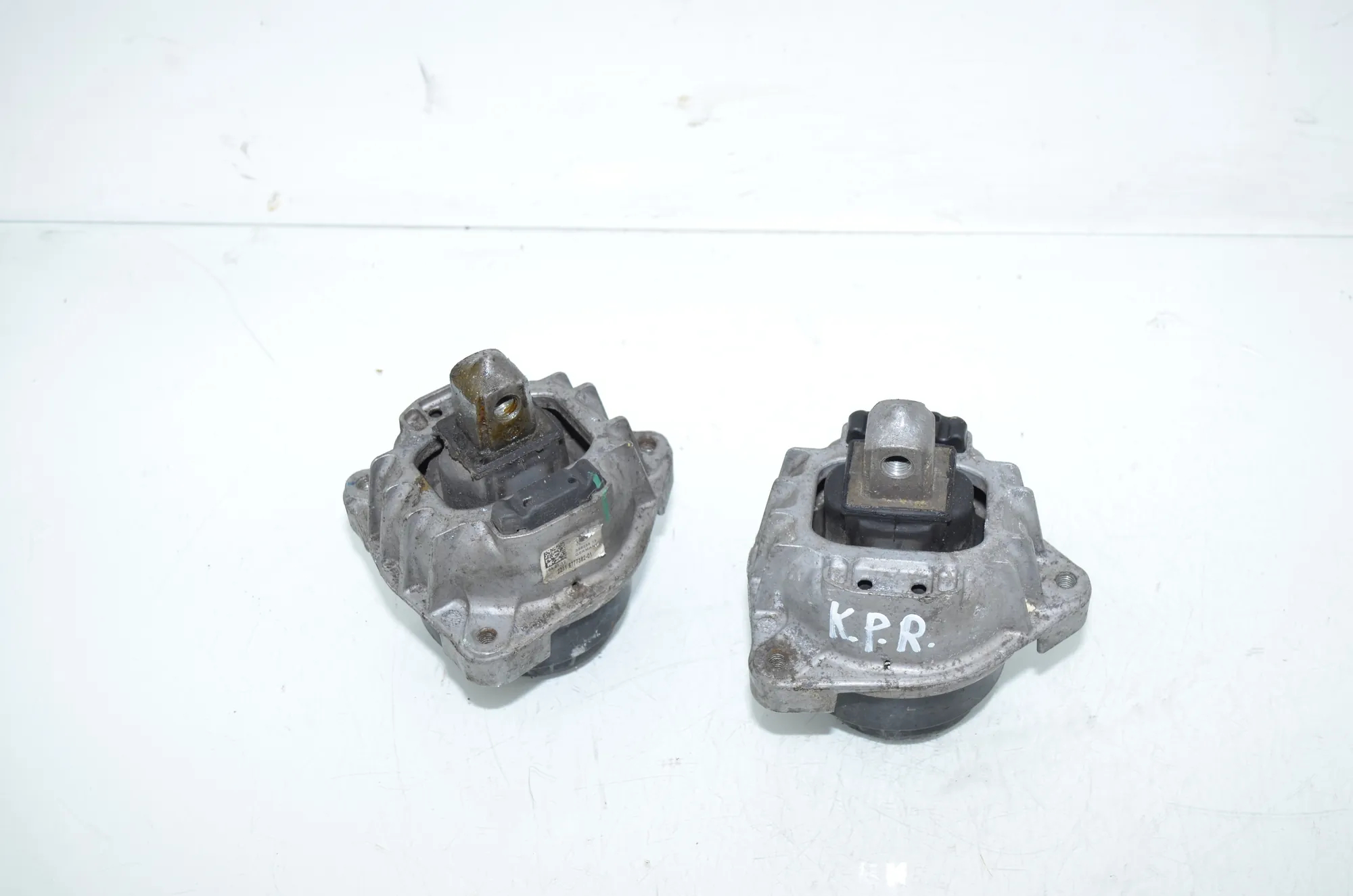 Left Side Engine Mount – OEM 6777381 · BMW 5 Touring (F11) 530 d xDrive 2012 – 2