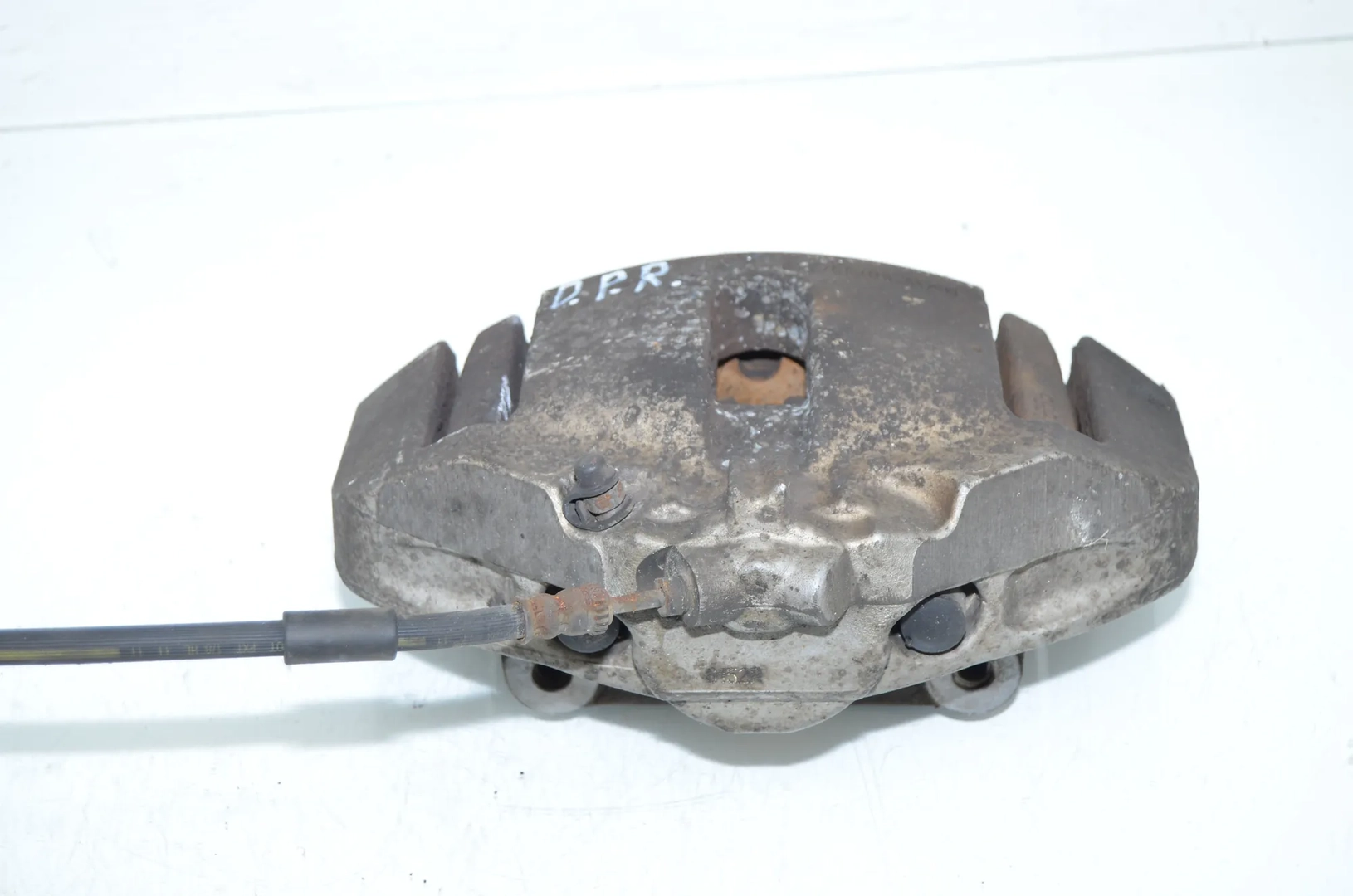 Front Right Brake Caliper – OEM 6786818 · BMW 5 Touring (F11) 530 d xDrive 2012 – 2