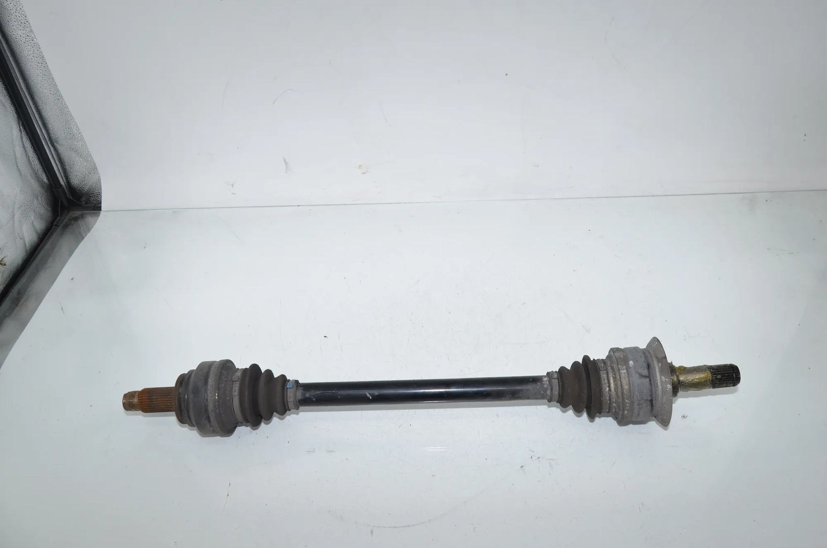 Rear Left Driveshaft – OEM 7581021 · BMW 5 (F10) 525 d 2010
