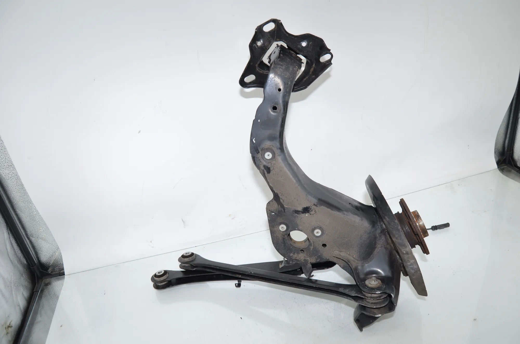 Rear Left Wheel Hub Spindle – OEM 8842879 · BMW 2 Gran Tourer (F46) 216 i 2018 – 3