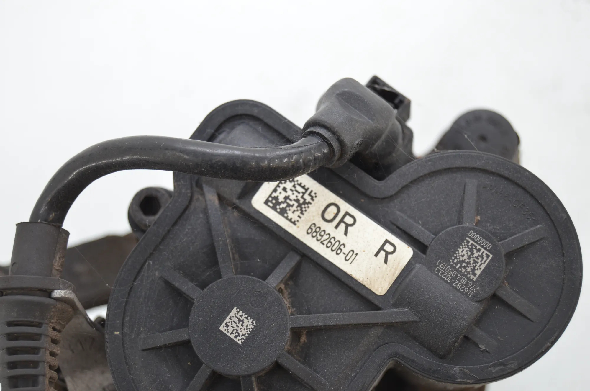 Rear Right Brake Caliper – OEM 6892606 · BMW 2 Gran Tourer (F46) 216 i 2018 – 4