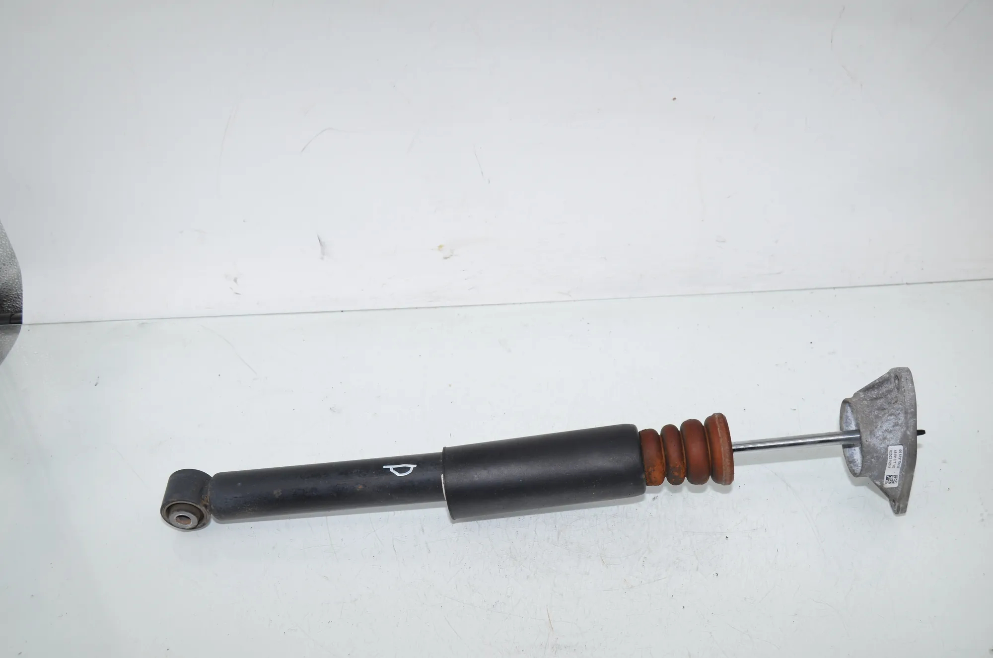 Rear Right Shock Absorber – OEM 6887330 · BMW 2 Gran Tourer (F46) 216 i 2018