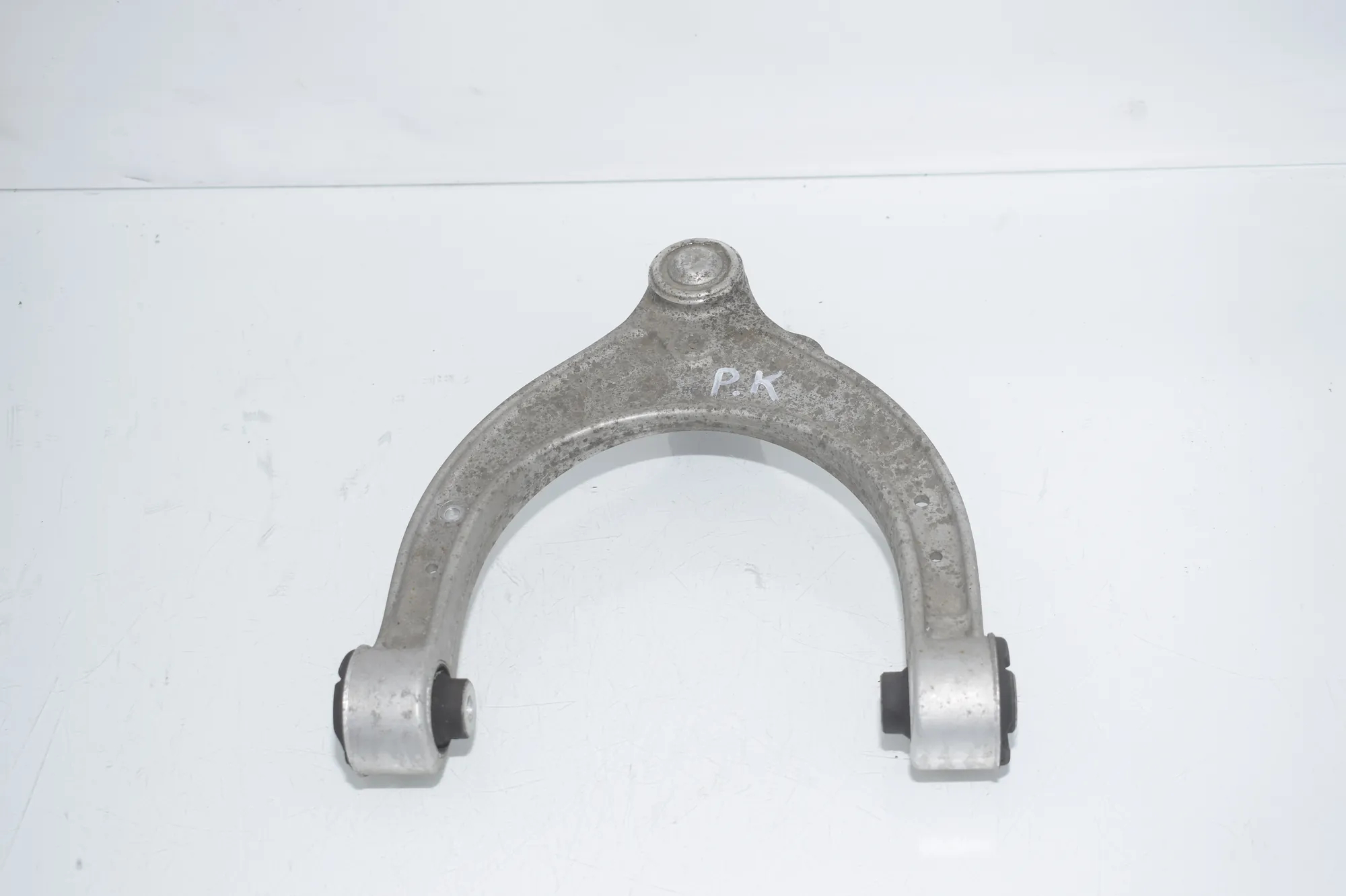 Front Left Upper Control Arm – OEM 6861185 · BMW 5 (G30) (2016 - -) 540 i 2017