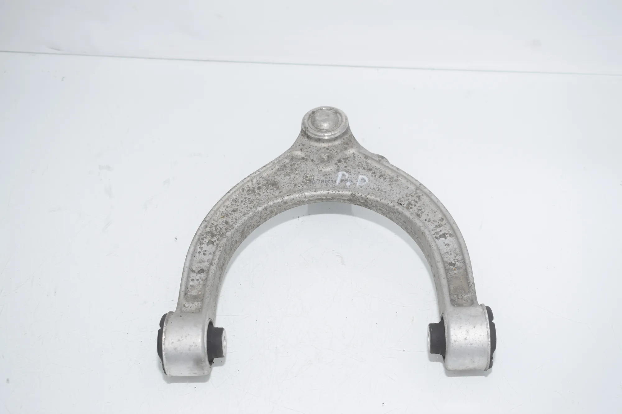 Front Right Upper Control Arm – OEM 6861185 · BMW 5 (G30) (2016 - -) 540 i 2017