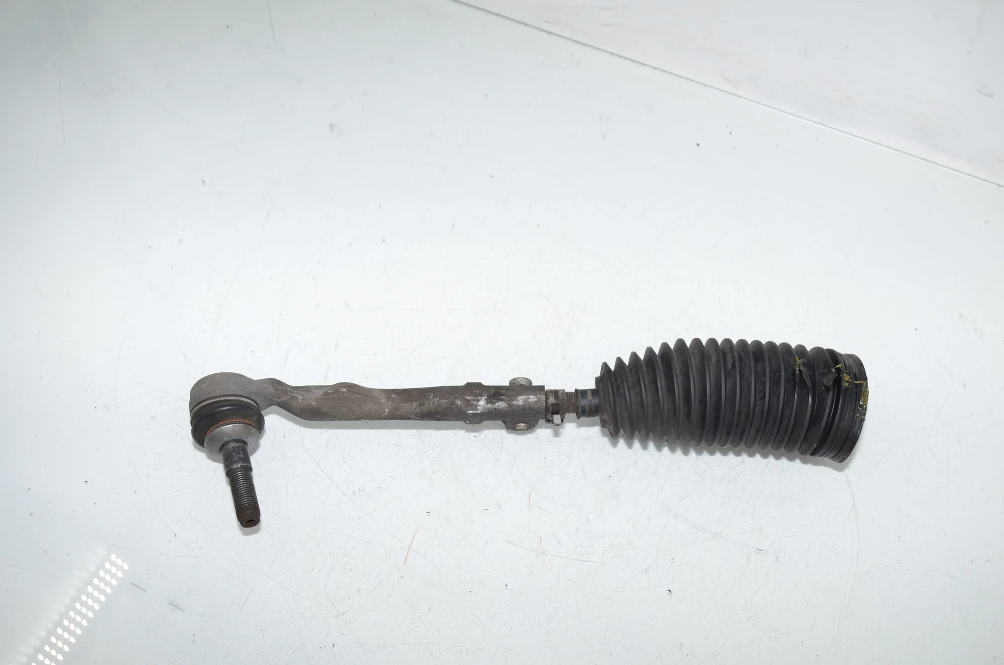 Right Side Steering Tie Rod – OEM 6868689 · BMW 5 (G30) (2016 - -) 540 i 2017 – 4