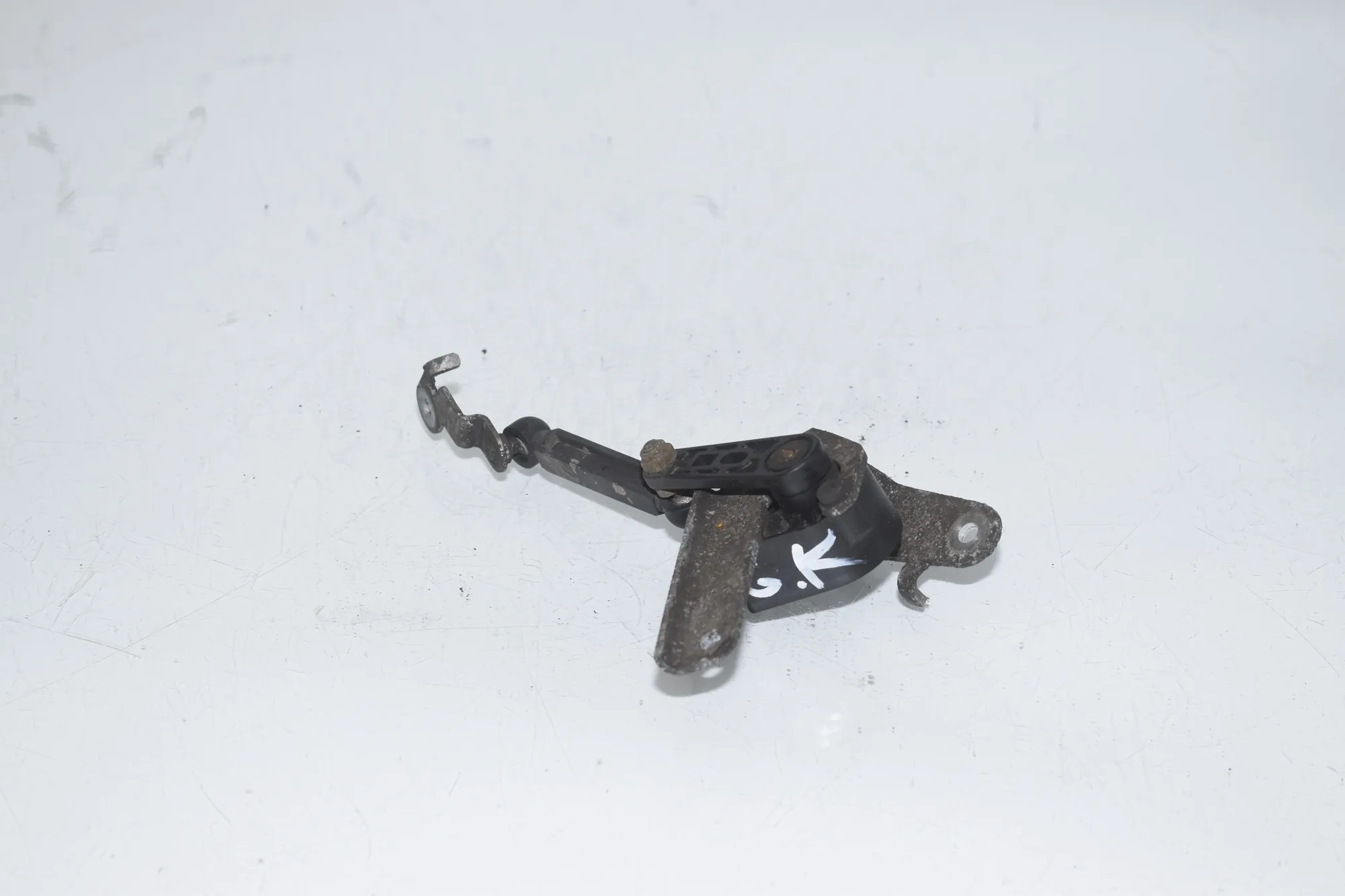Rear Left Height Level Sensor – OEM 2959574 · BMW 5 (G30) (2016 - -) 540 i 2017 – 4