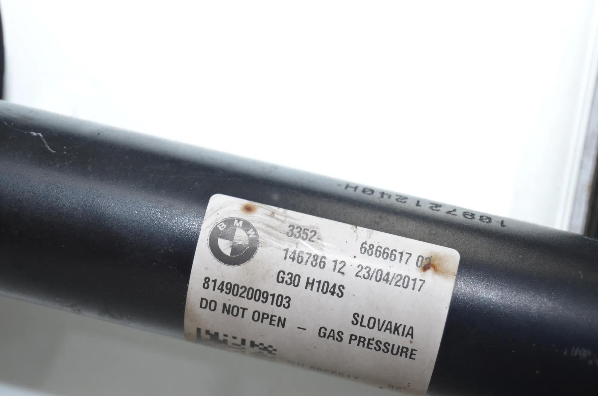 Rear Right Shock Absorber – OEM 6866617 · BMW 5 (G30) (2016 - -) 540 i 2017 – 4