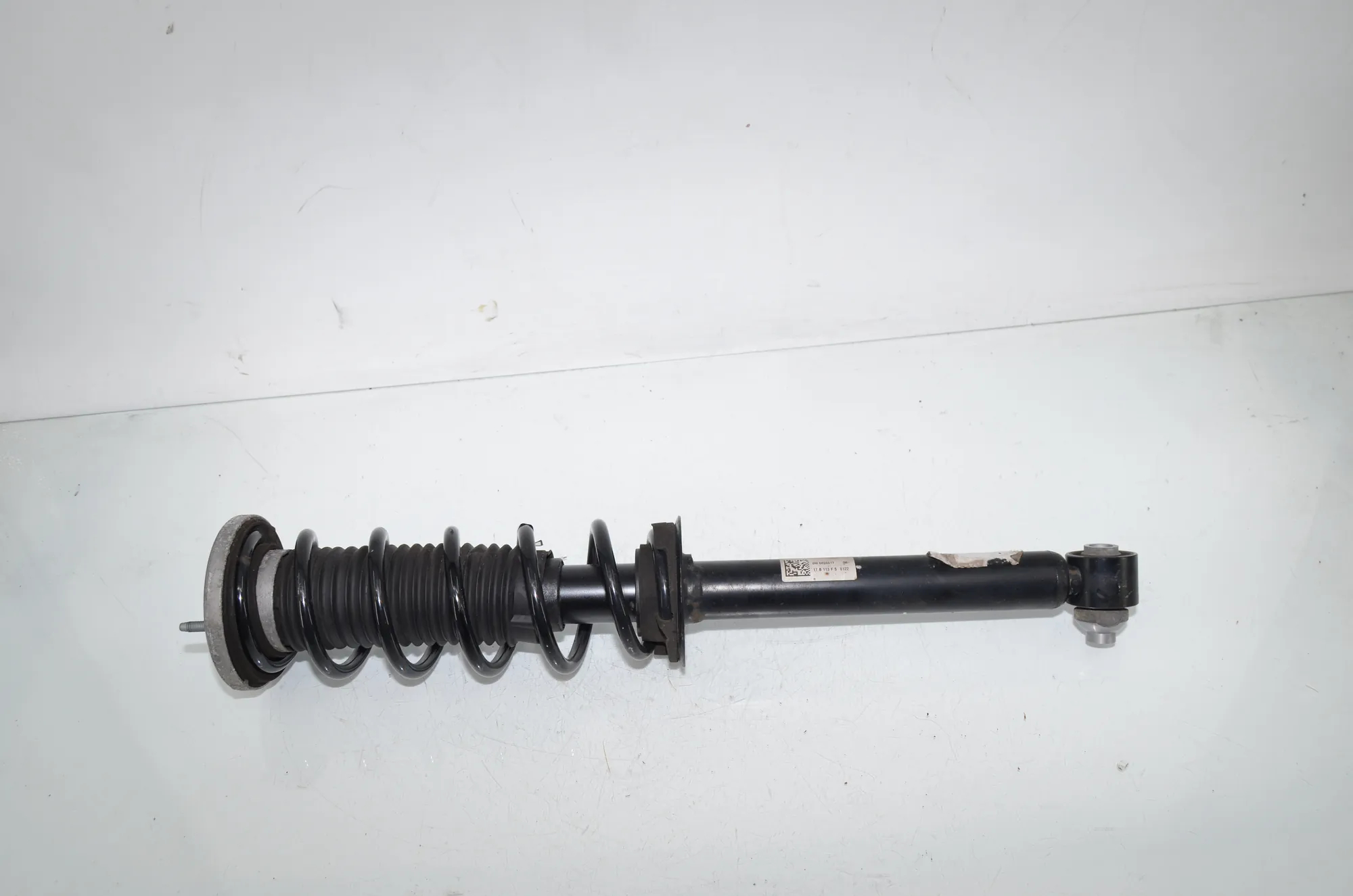 Rear Left Shock Absorber – OEM 6866617 · BMW 5 (G30) (2016 - -) 540 i 2017