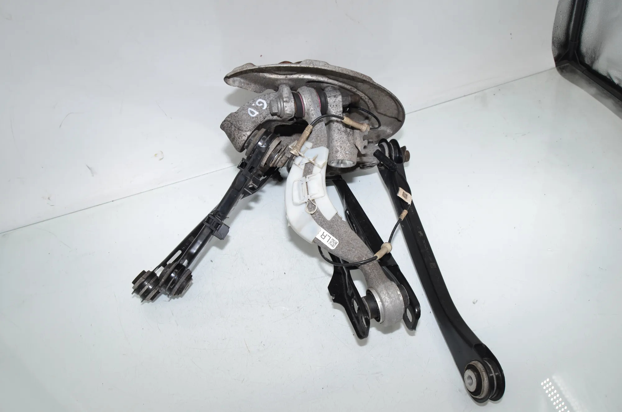 Rear Right Wheel Hub – OEM 6866336 · BMW 5 (G30) (2016 - -) 540 i 2017 – 4