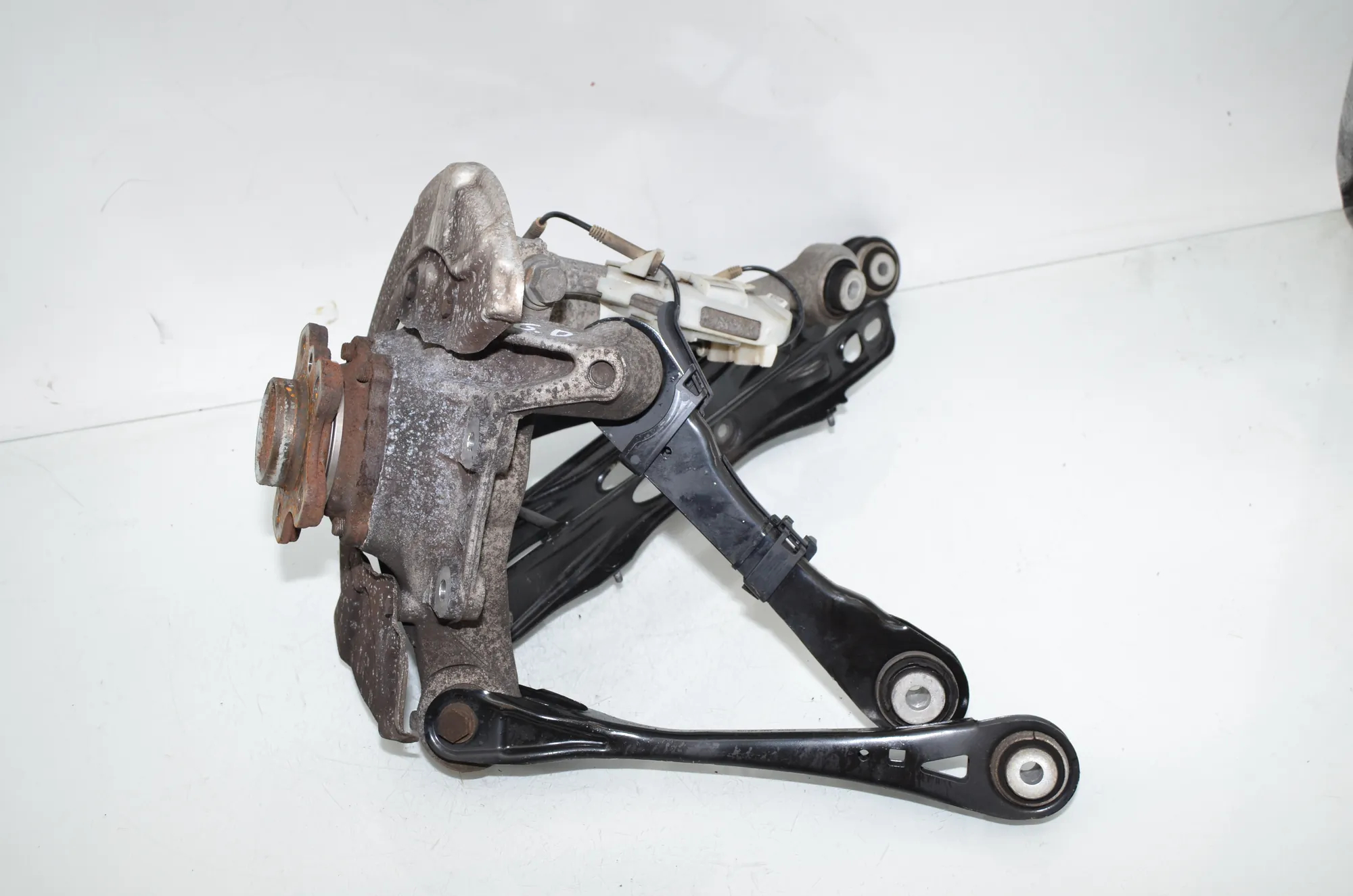Rear Right Wheel Hub – OEM 6866336 · BMW 5 (G30) (2016 - -) 540 i 2017
