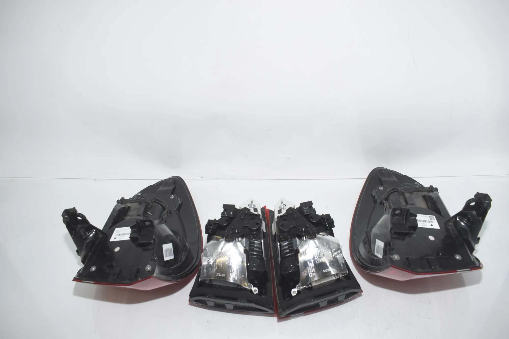 Rear Tail Light Set – OEM 7491347 · BMW 2 Gran Tourer (F46) 216 i 2018 – 6