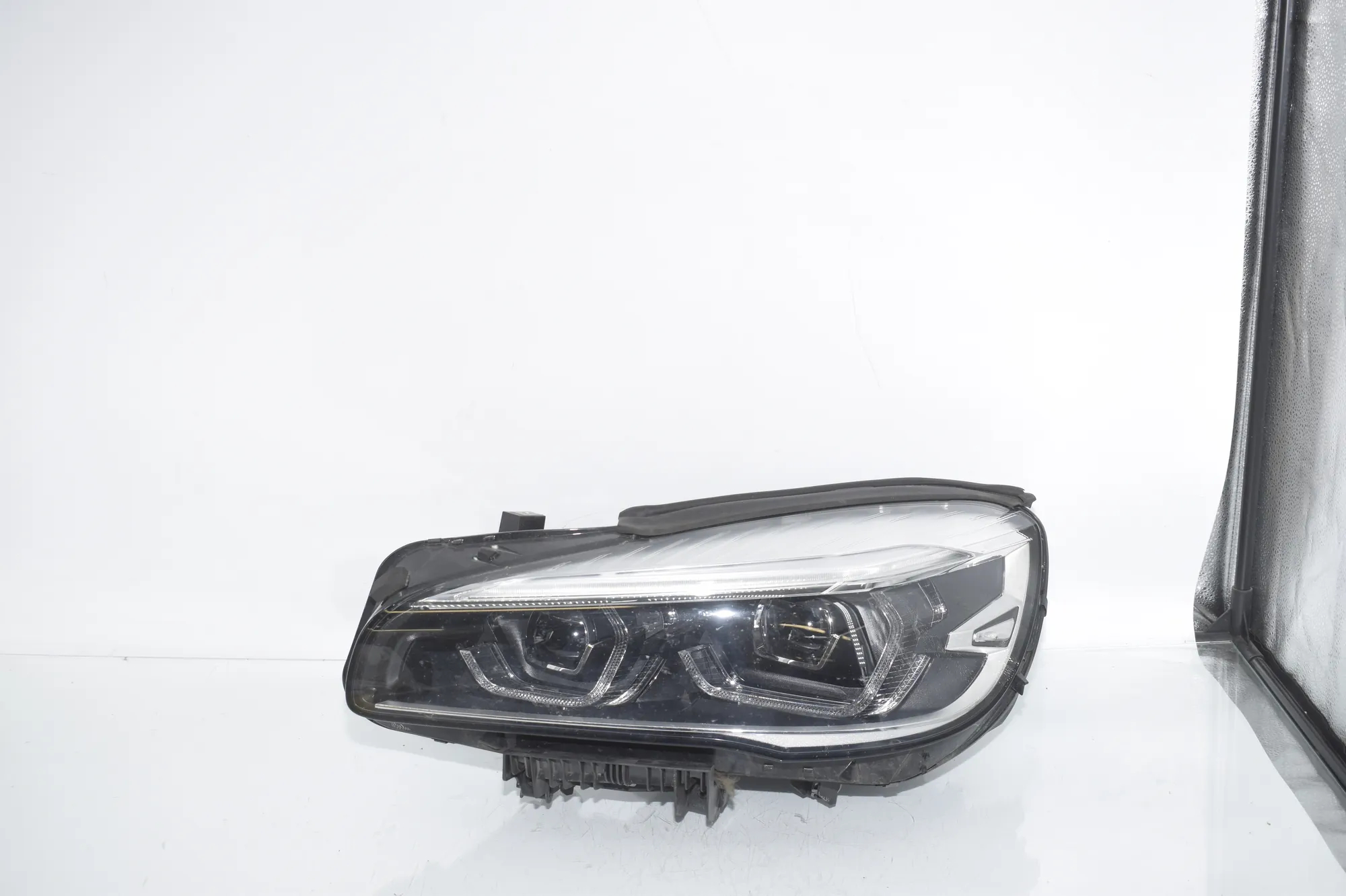 Front Left Headlight – OEM 8738641 · BMW 2 Gran Tourer (F46) 216 i 2018