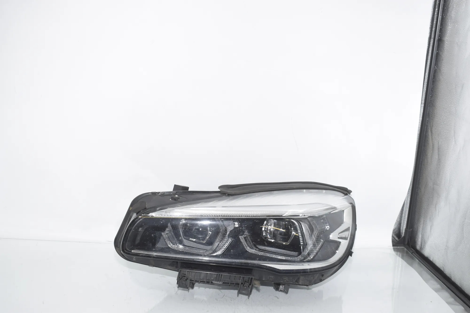 Front Left Headlight – OEM 8738641 · BMW 2 Gran Tourer (F46) 216 i 2018 – 2